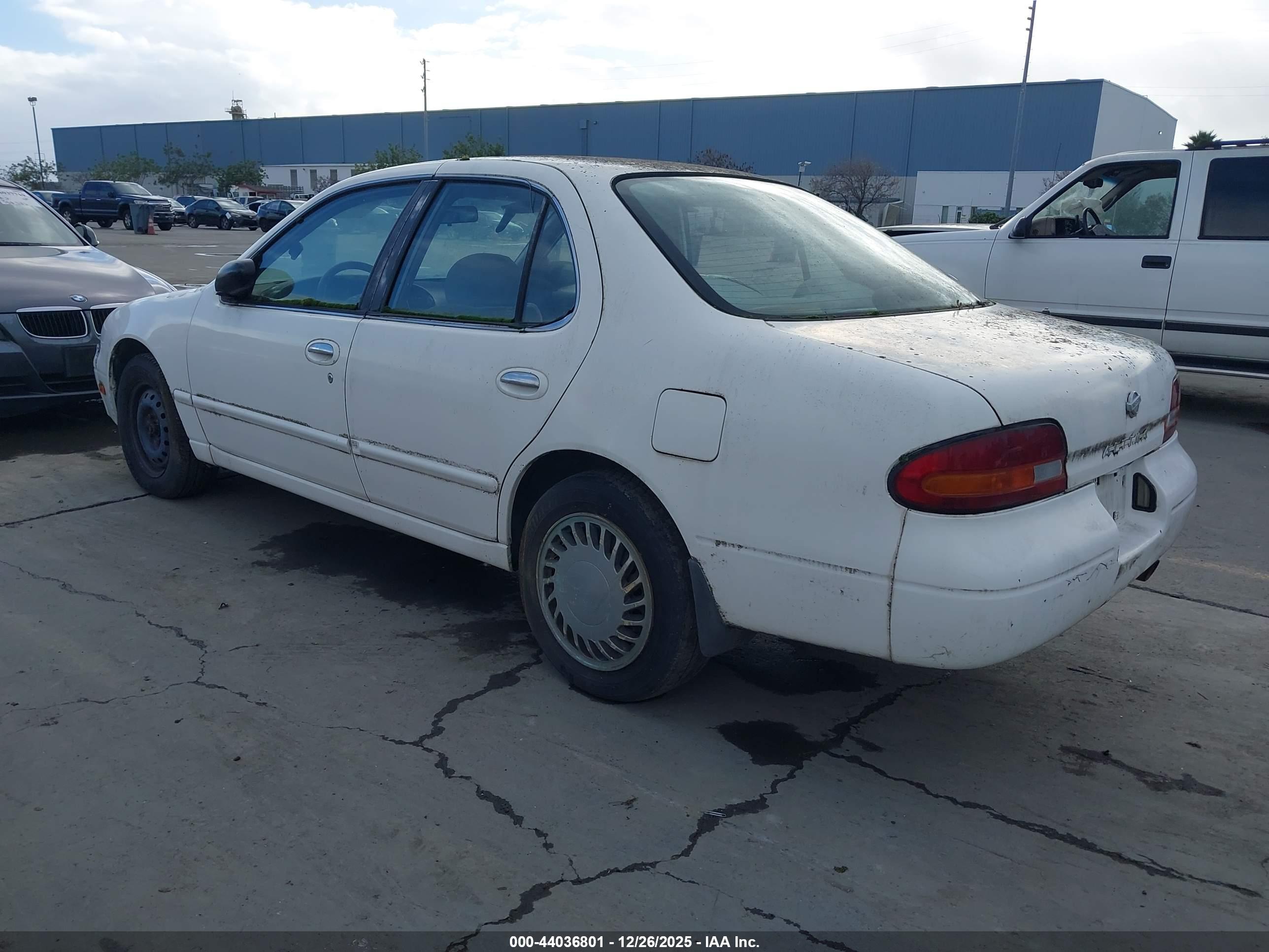 NISSAN ALTIMA image 3