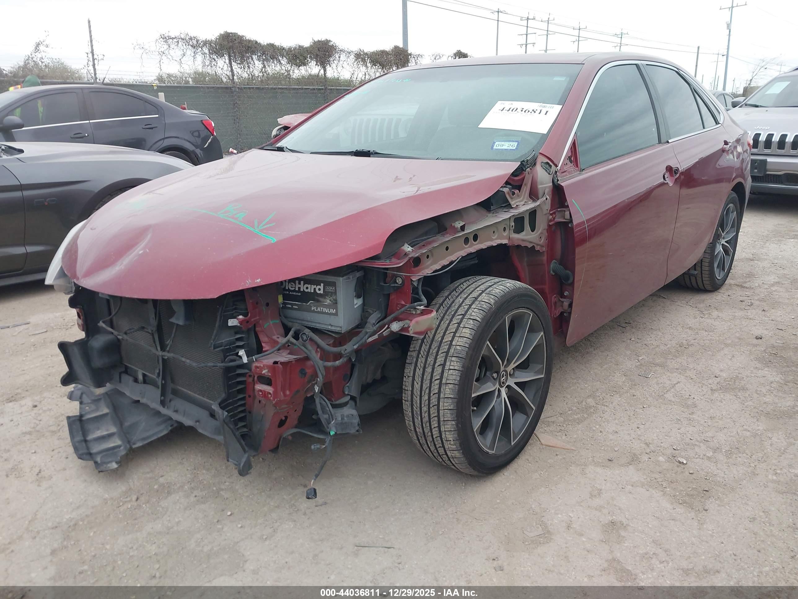 TOYOTA CAMRY image 2