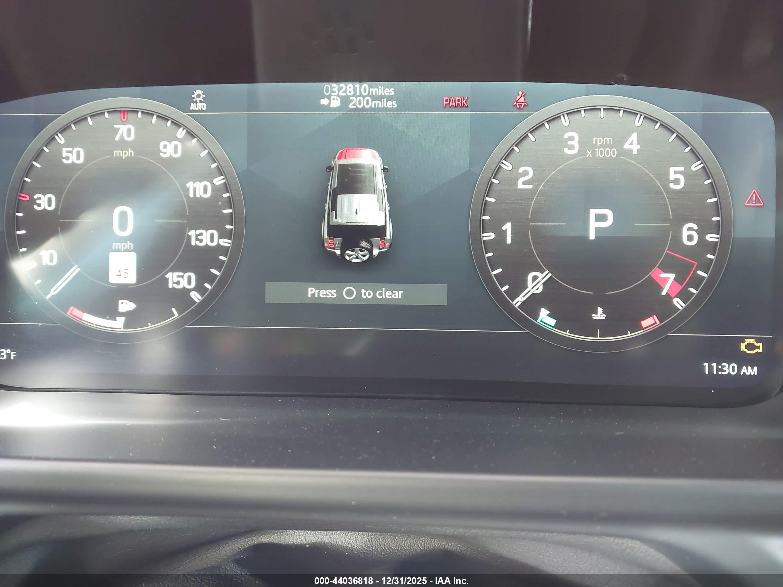 LAND ROVER image 7