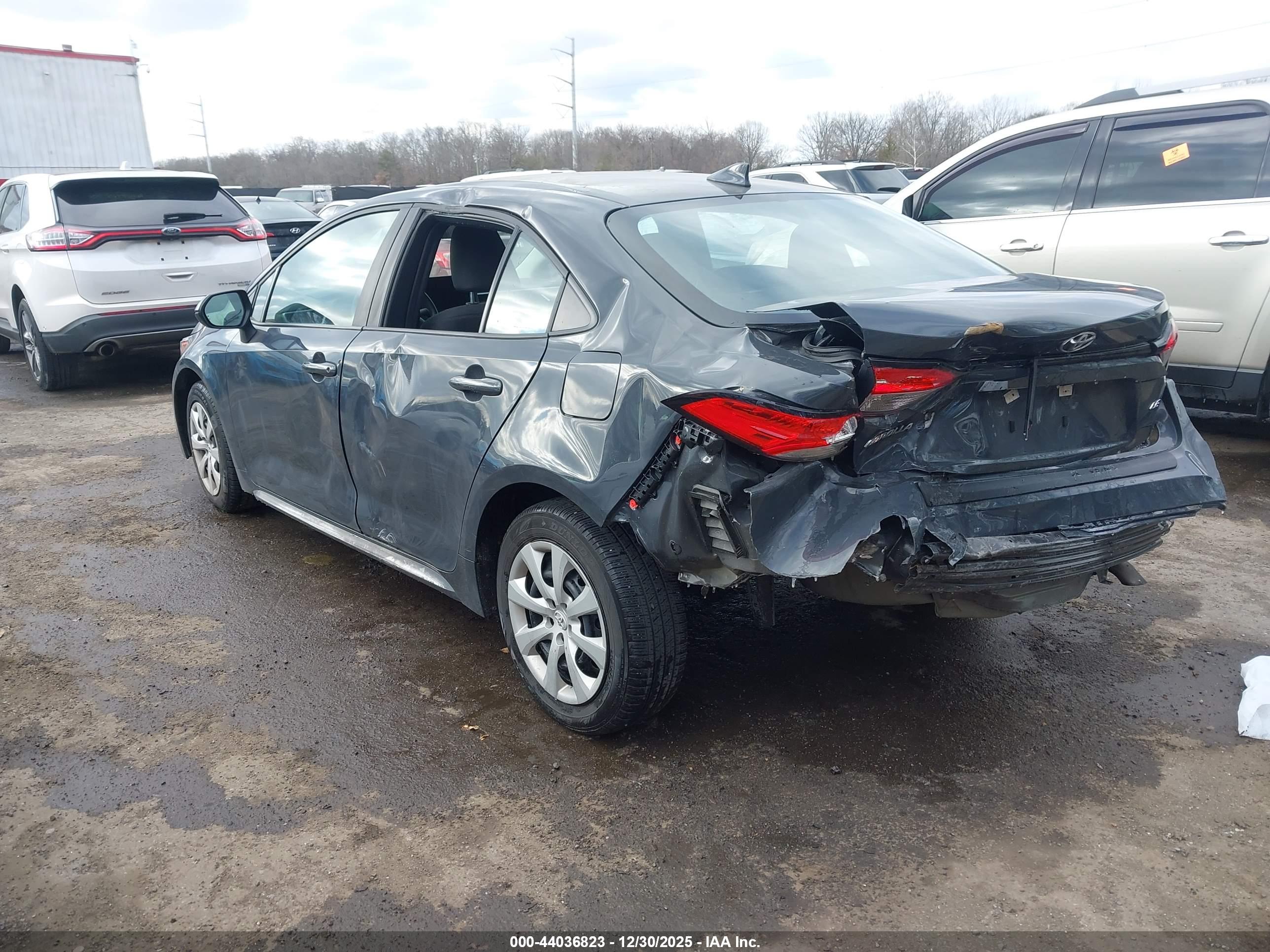 TOYOTA COROLLA image 3