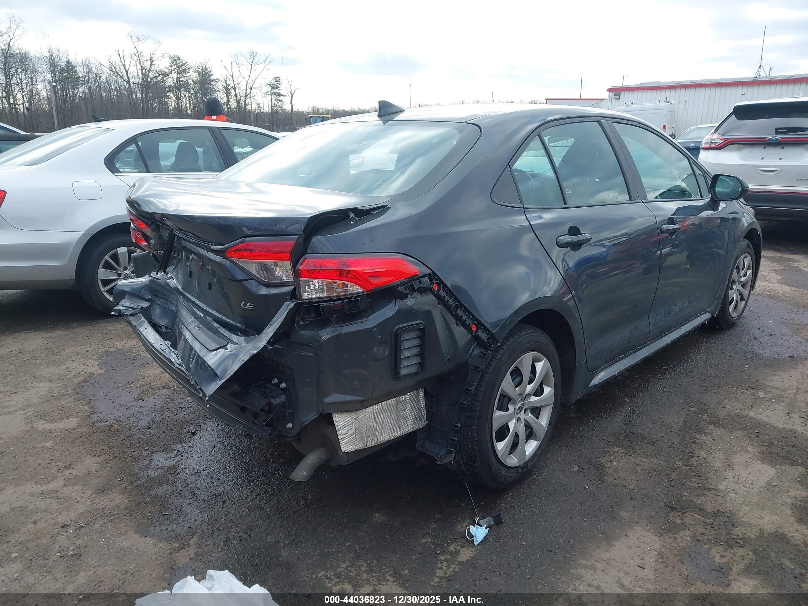 TOYOTA COROLLA image 4
