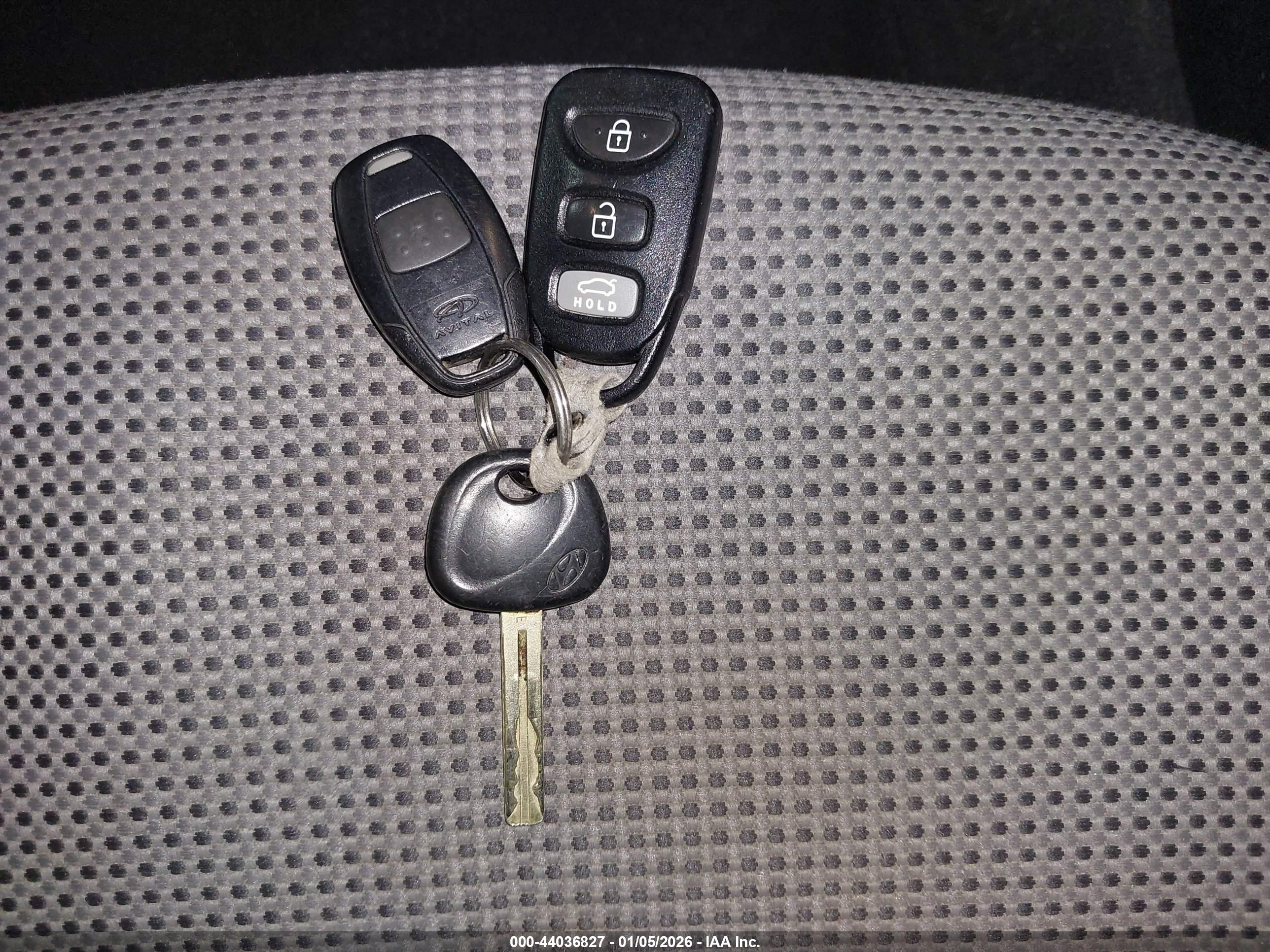 HYUNDAI SONATA image 11