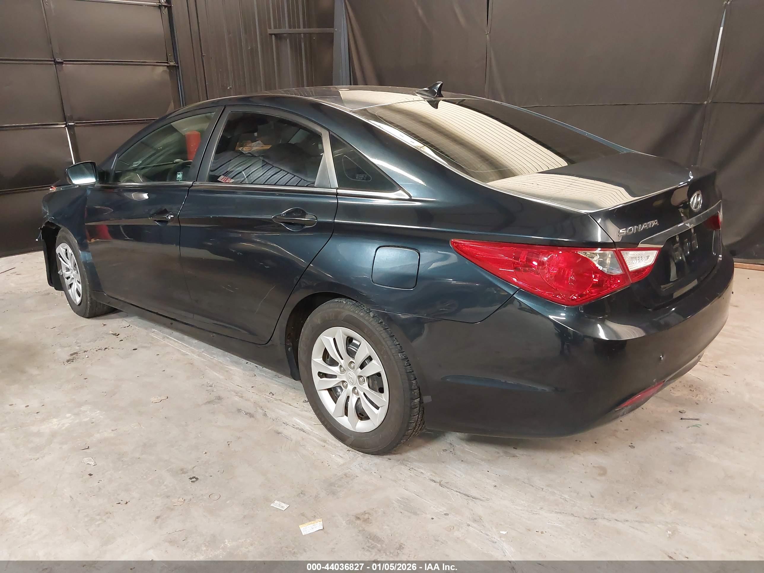 HYUNDAI SONATA image 3