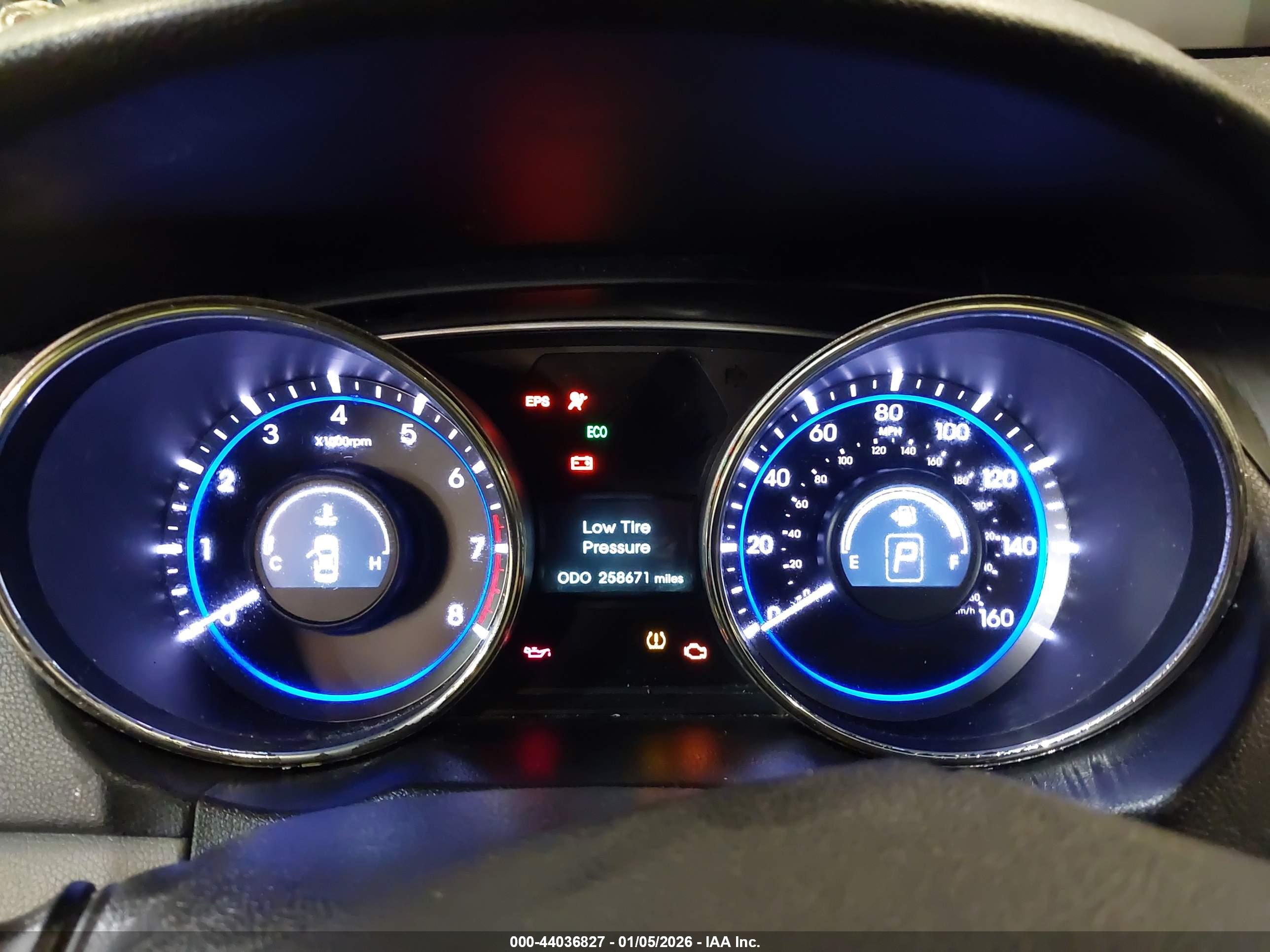 HYUNDAI SONATA image 7