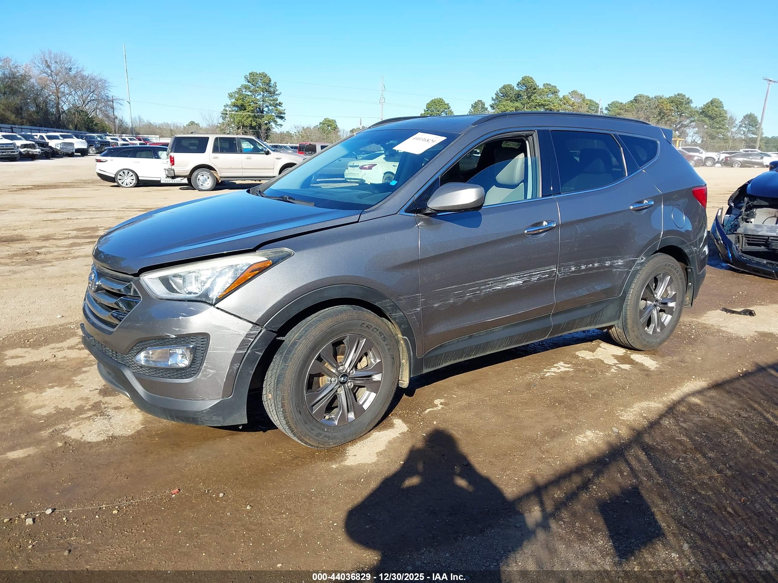 HYUNDAI SANTA image 2