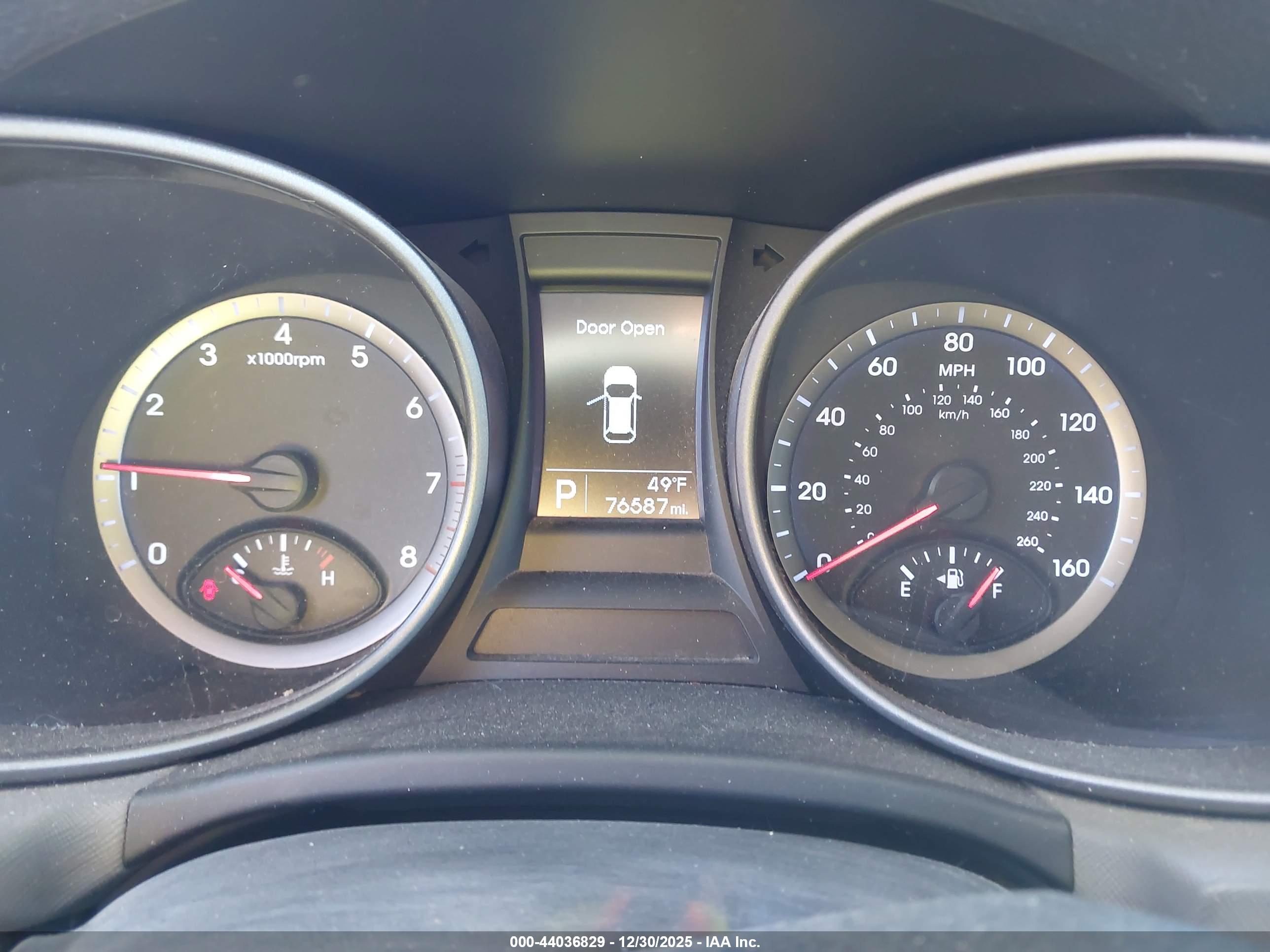HYUNDAI SANTA image 7