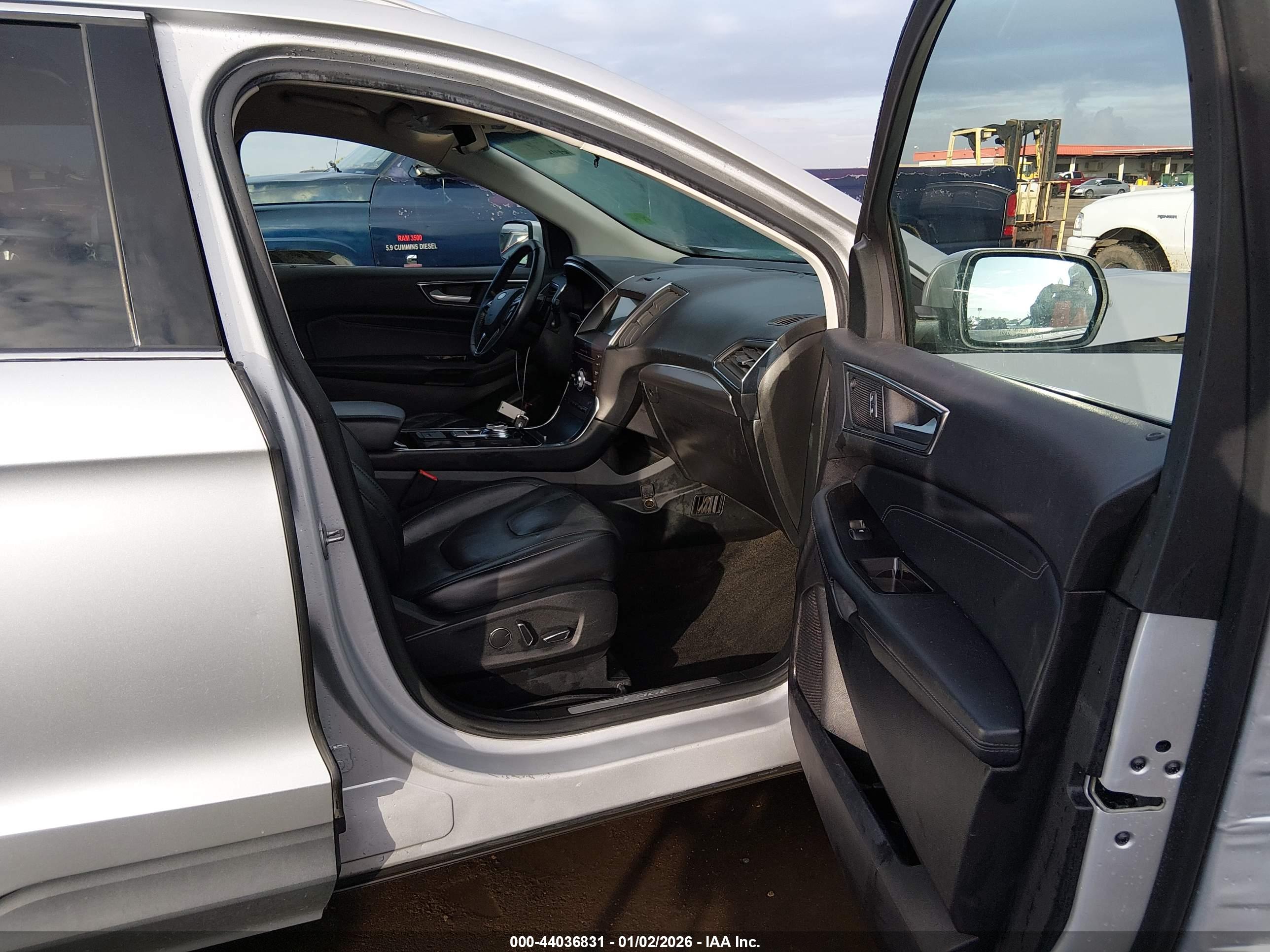 FORD EDGE image 5