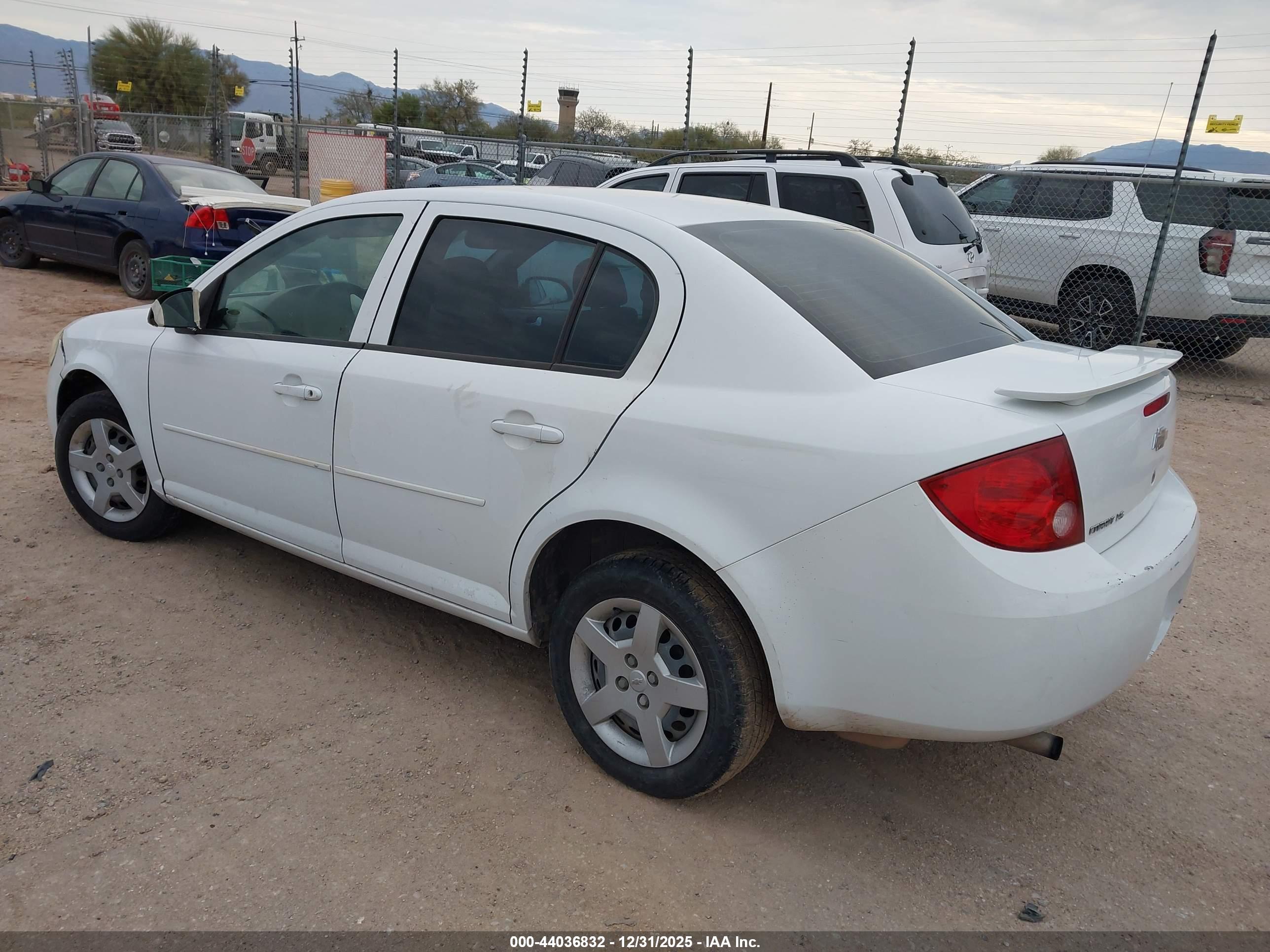 CHEVROLET COBALT image 3