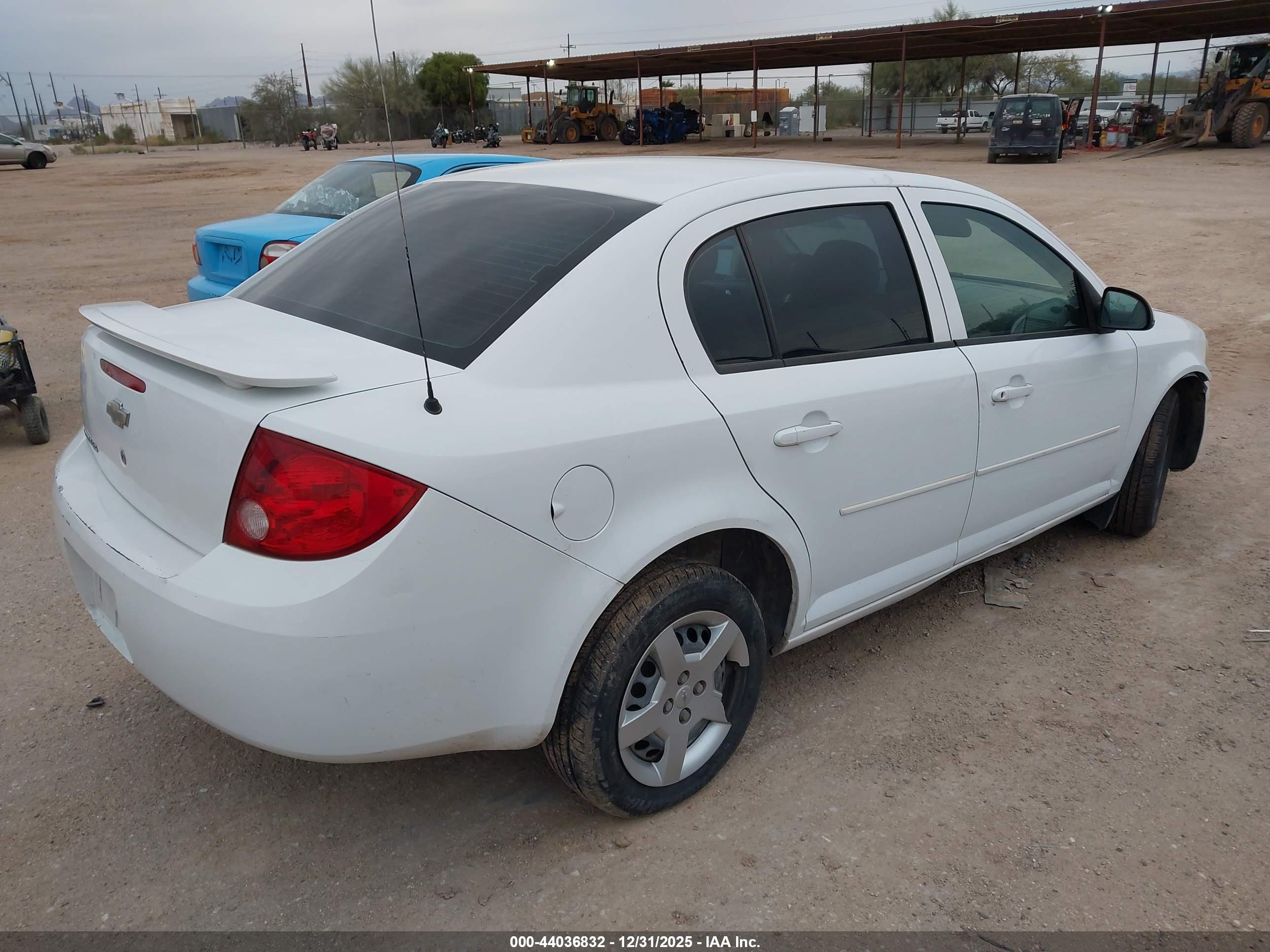 CHEVROLET COBALT image 4