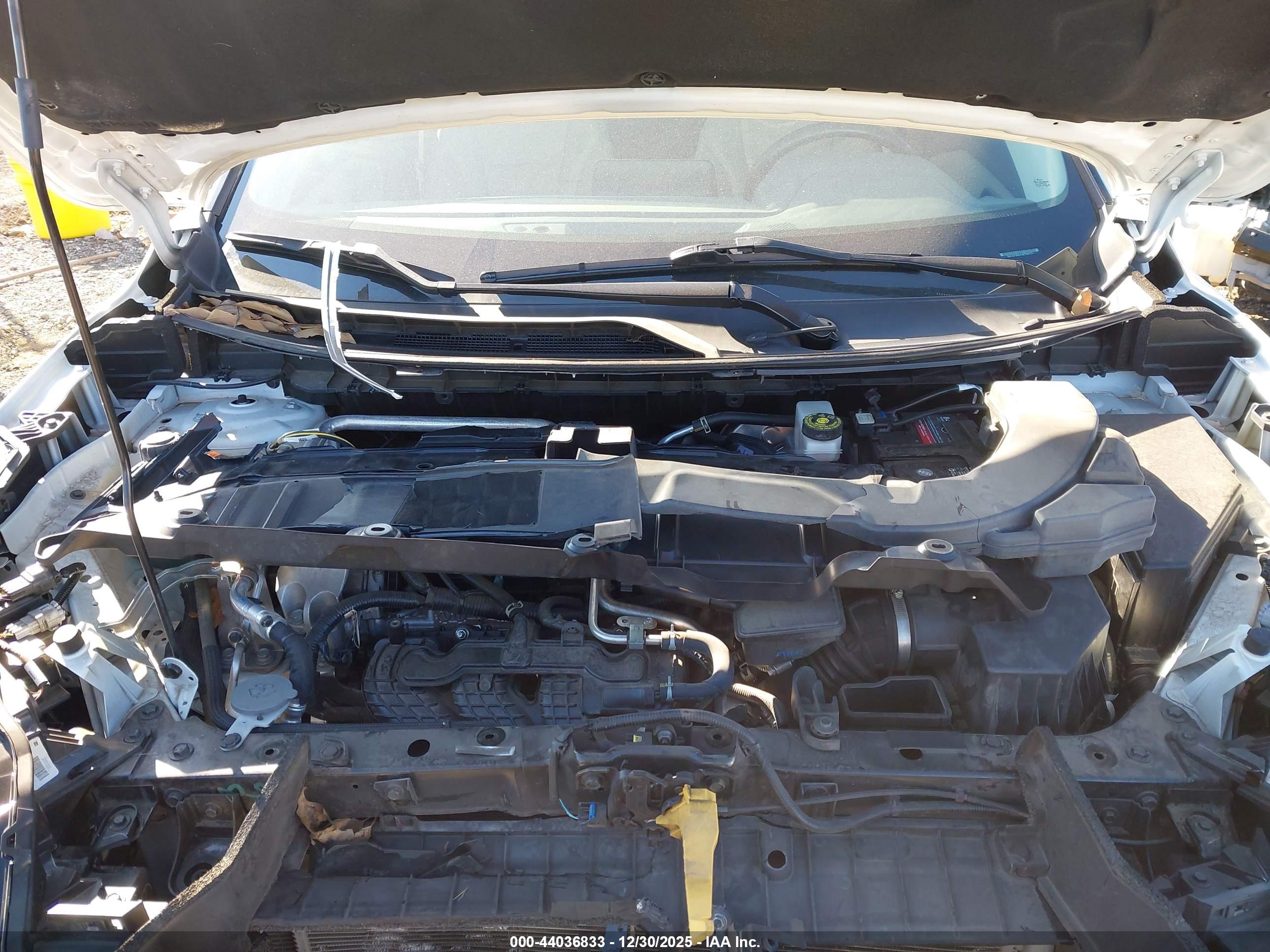 NISSAN ROGUE image 10
