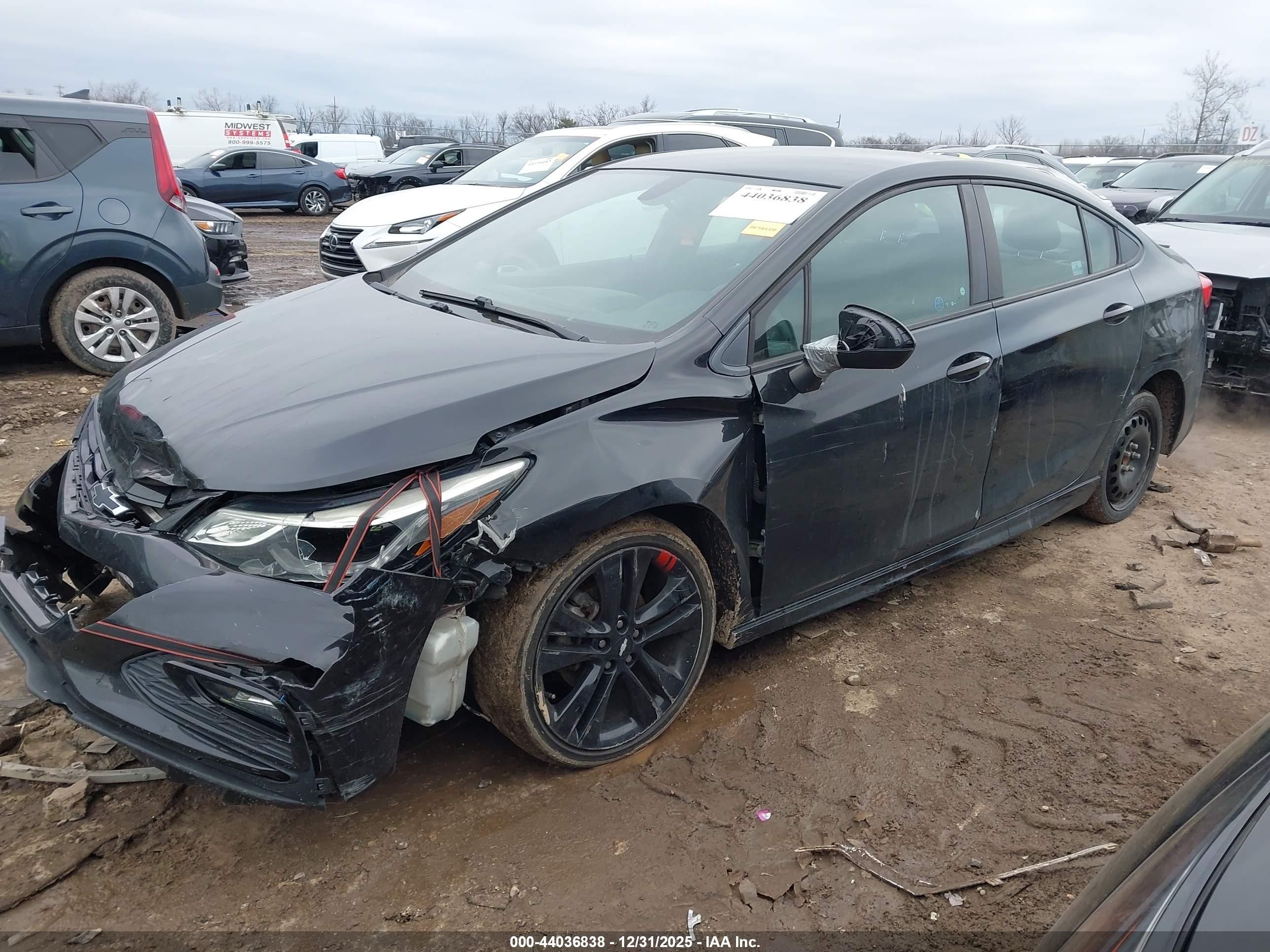 CHEVROLET CRUZE image 2
