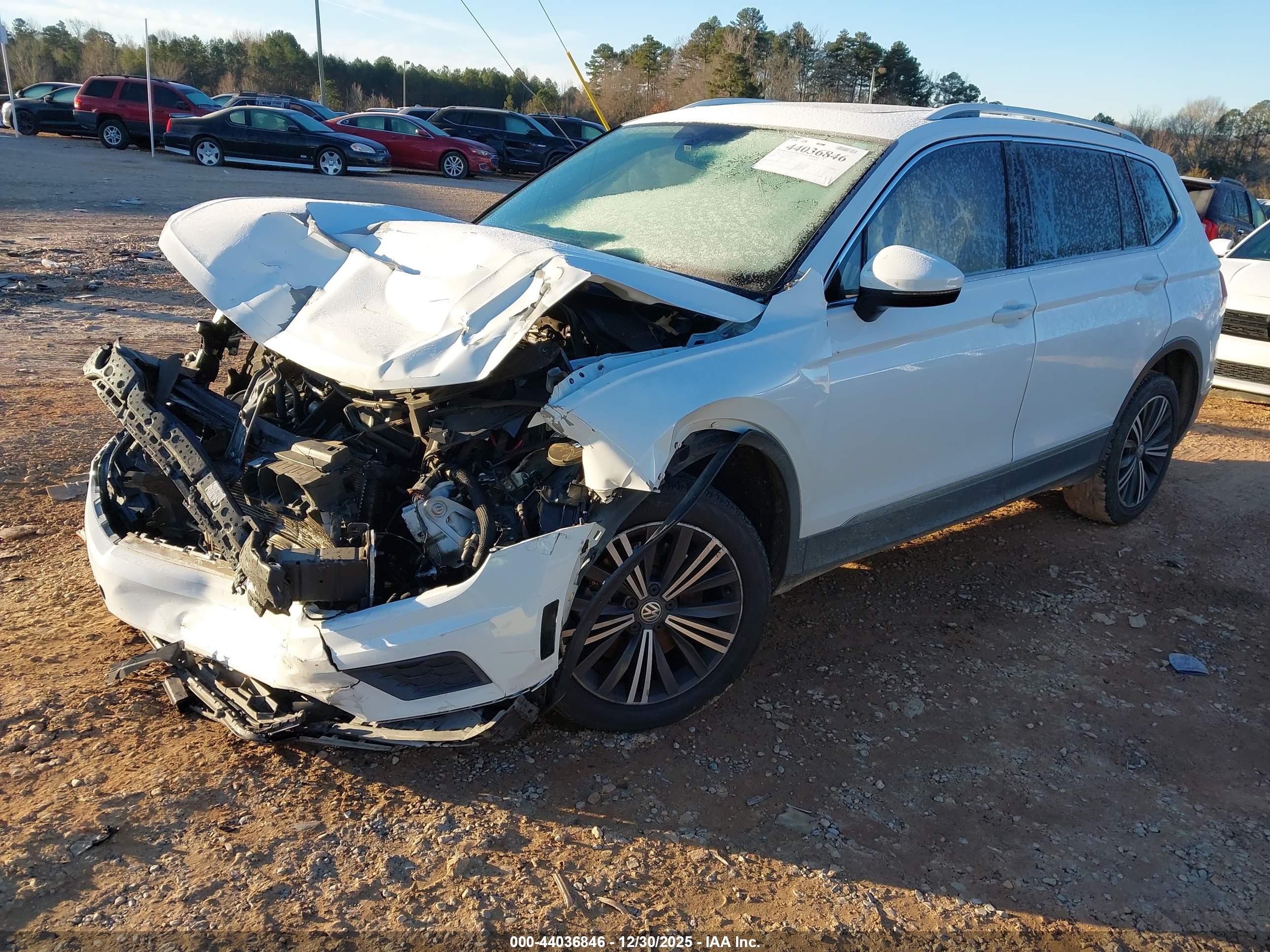 VOLKSWAGEN TIGUAN image 2