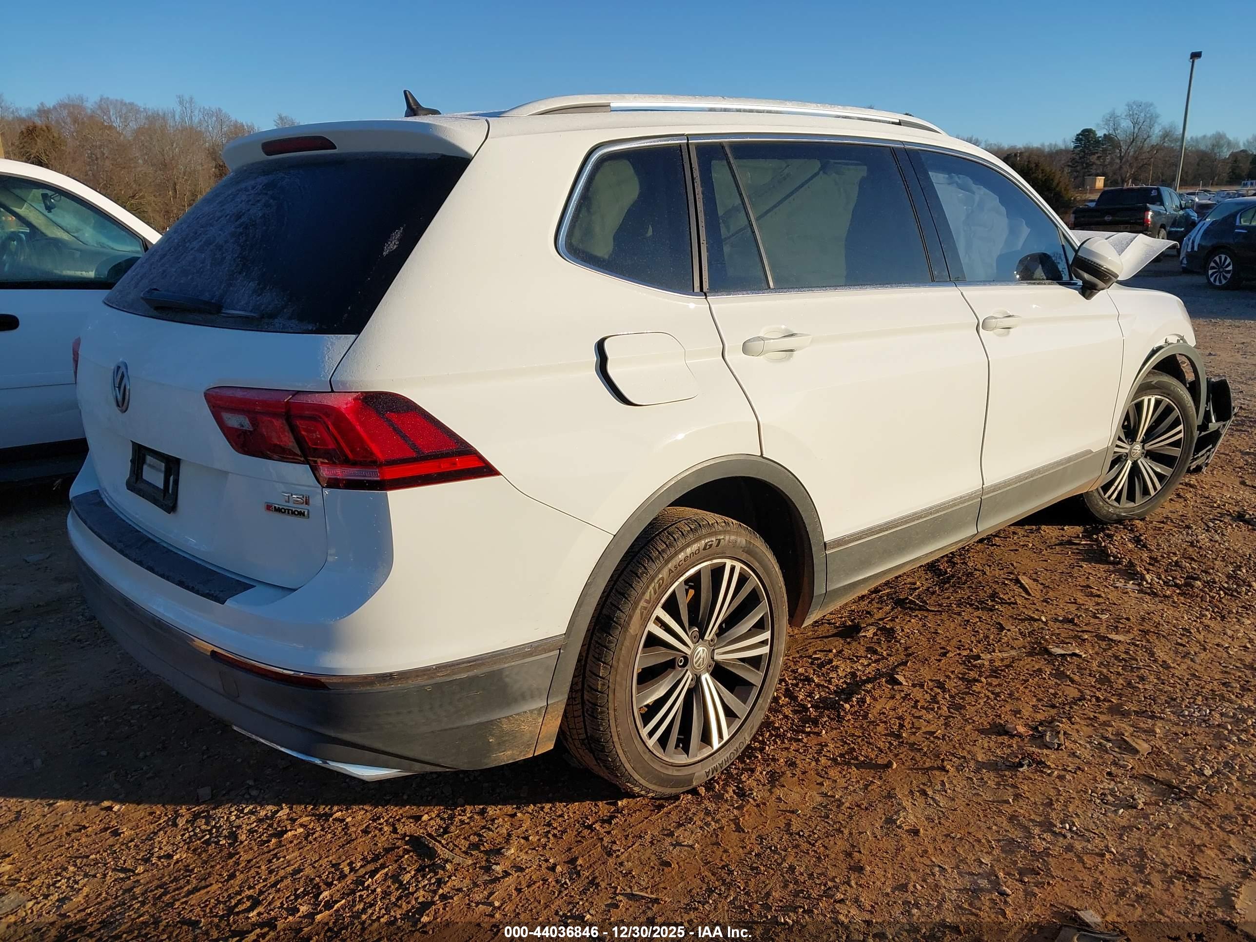 VOLKSWAGEN TIGUAN image 4