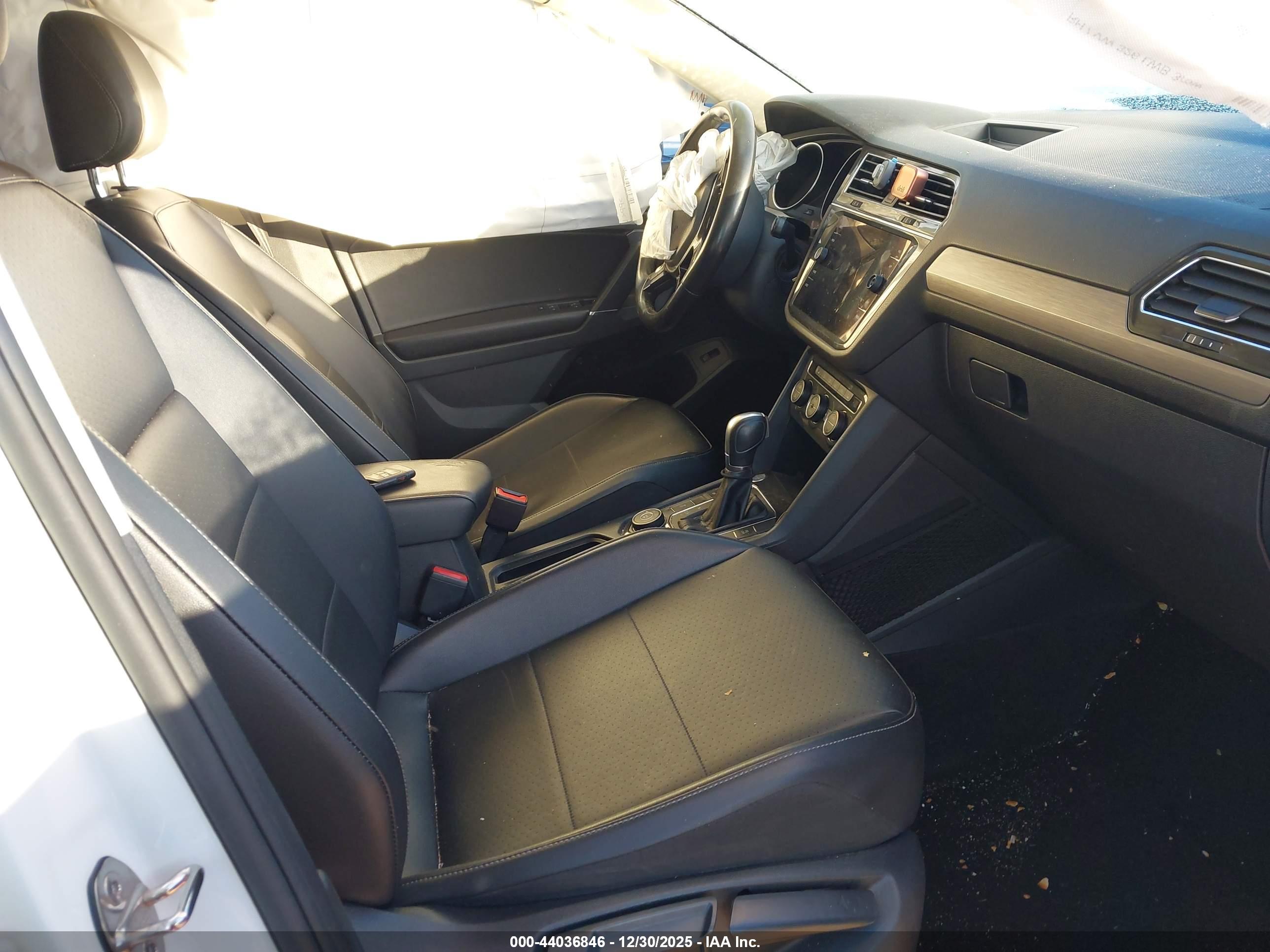 VOLKSWAGEN TIGUAN image 5