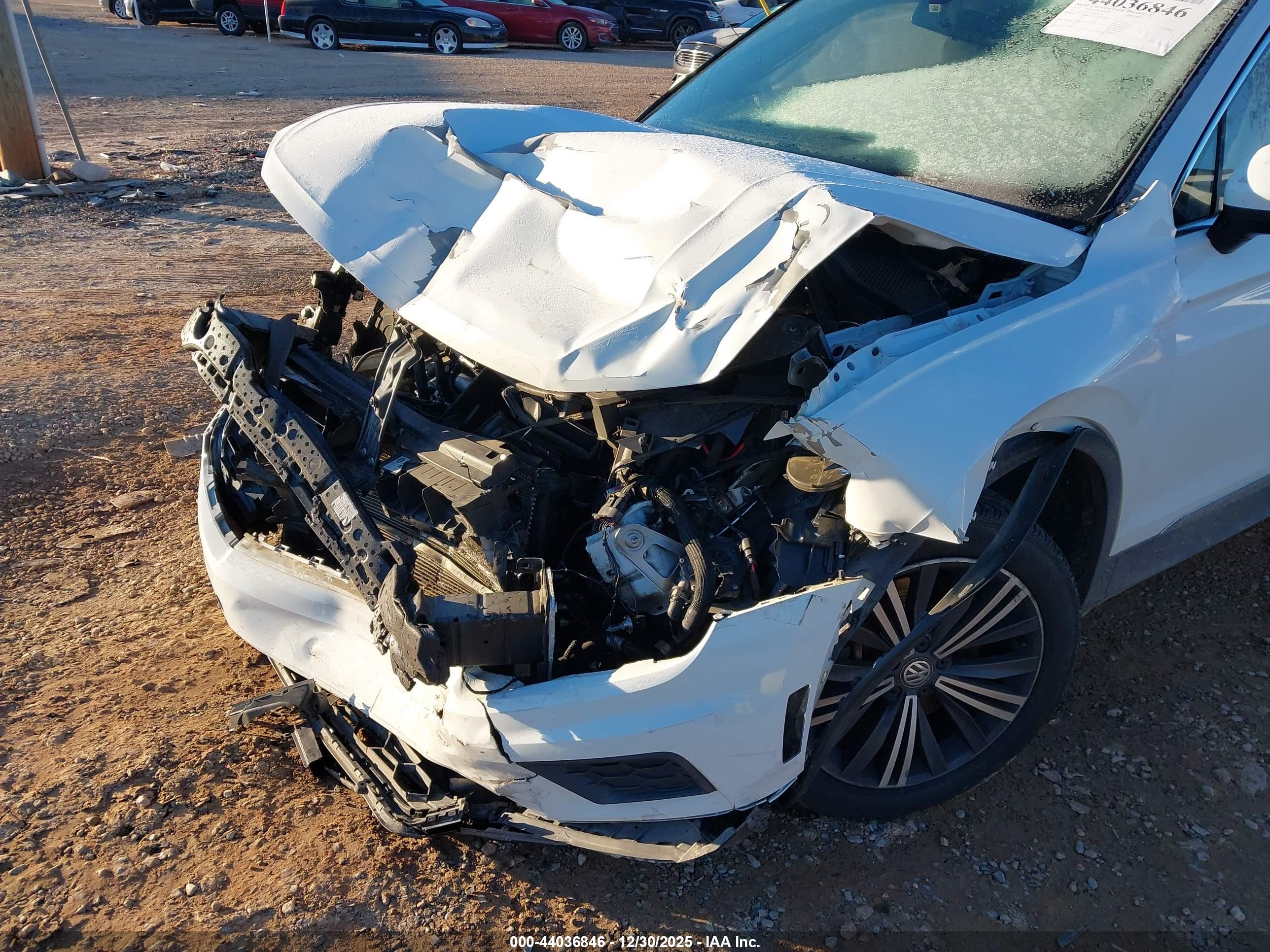 VOLKSWAGEN TIGUAN image 6