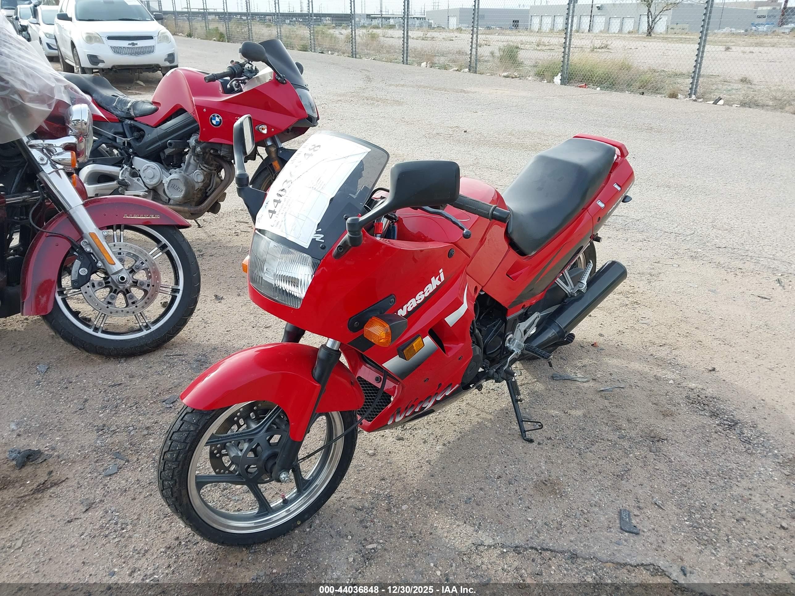 KAWASAKI EX250 image 2