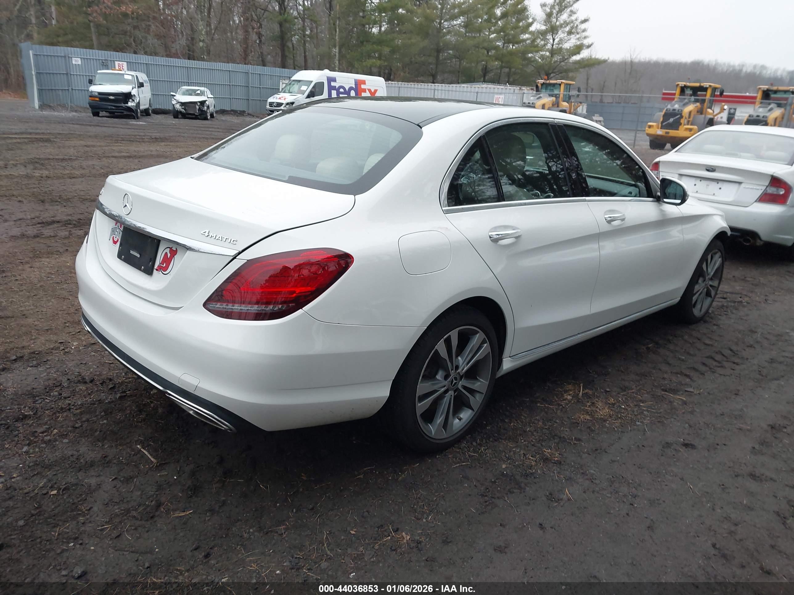 MERCEDES-BENZ C image 4
