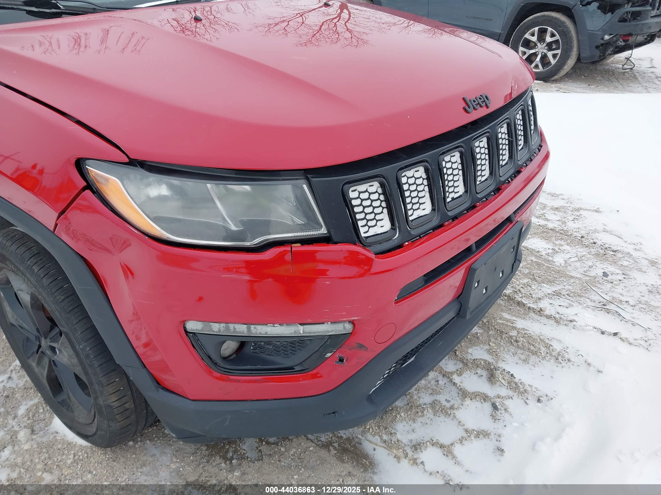 JEEP COMPASS image 6