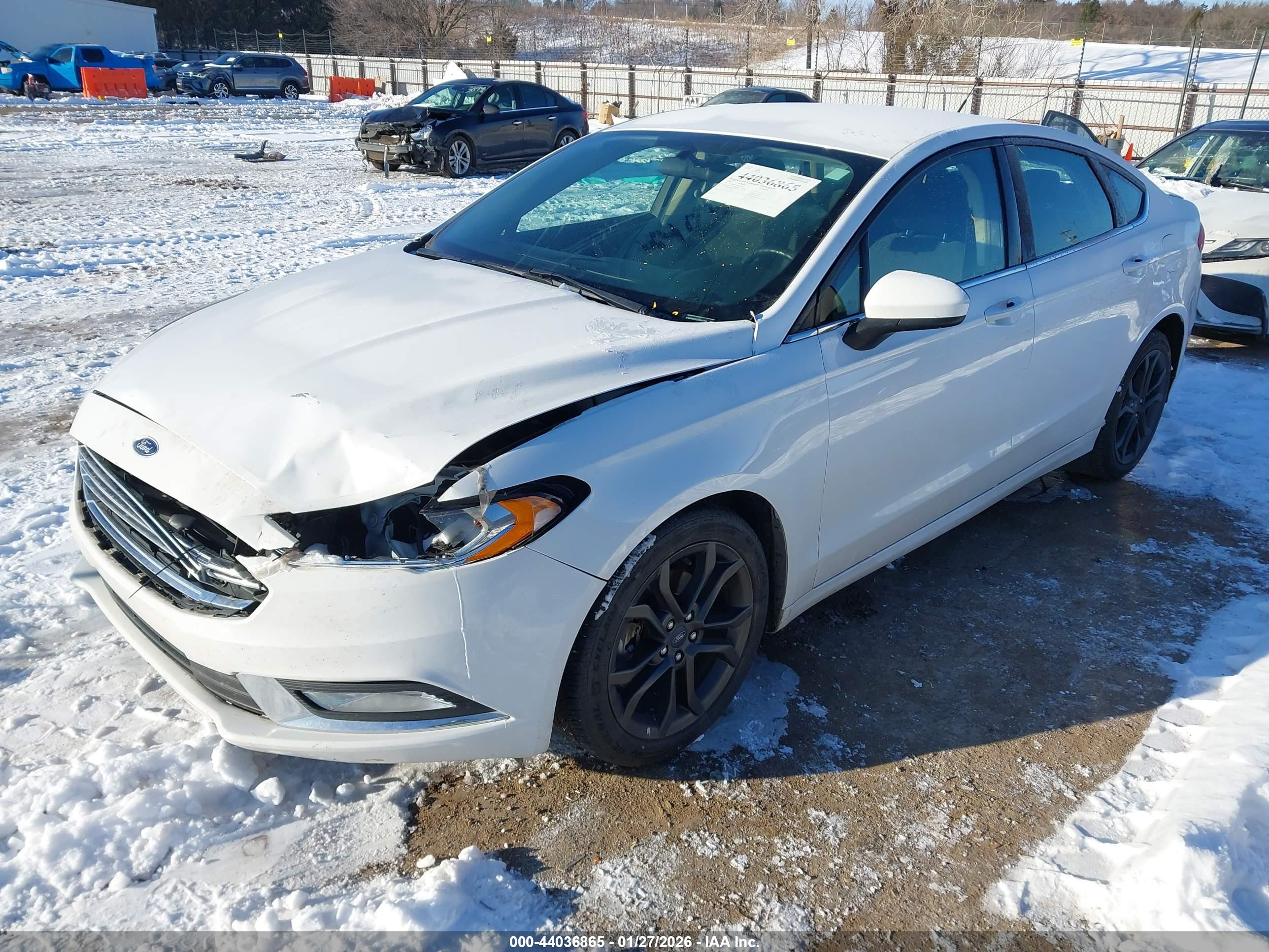 FORD FUSION image 2