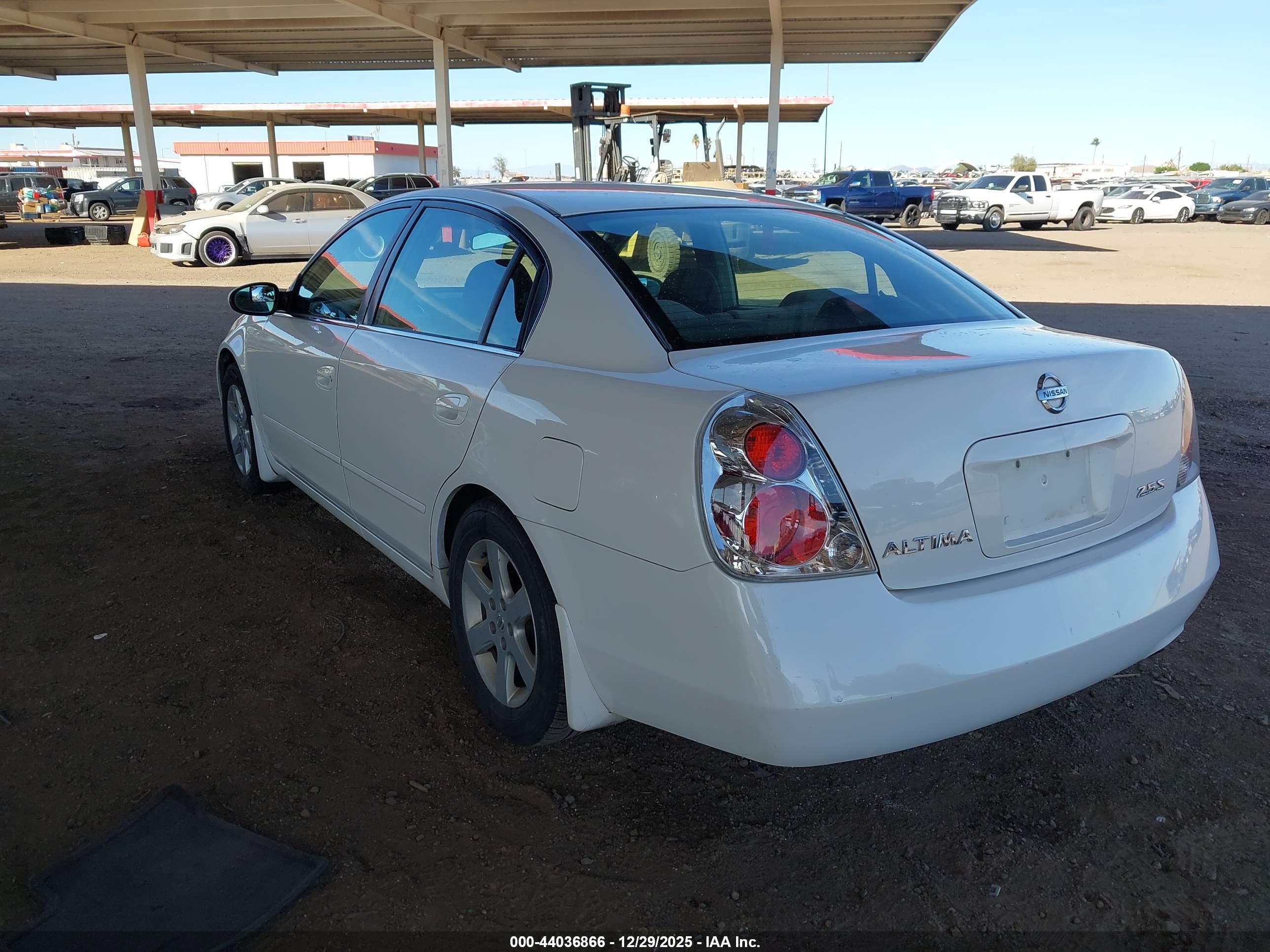 NISSAN ALTIMA image 3