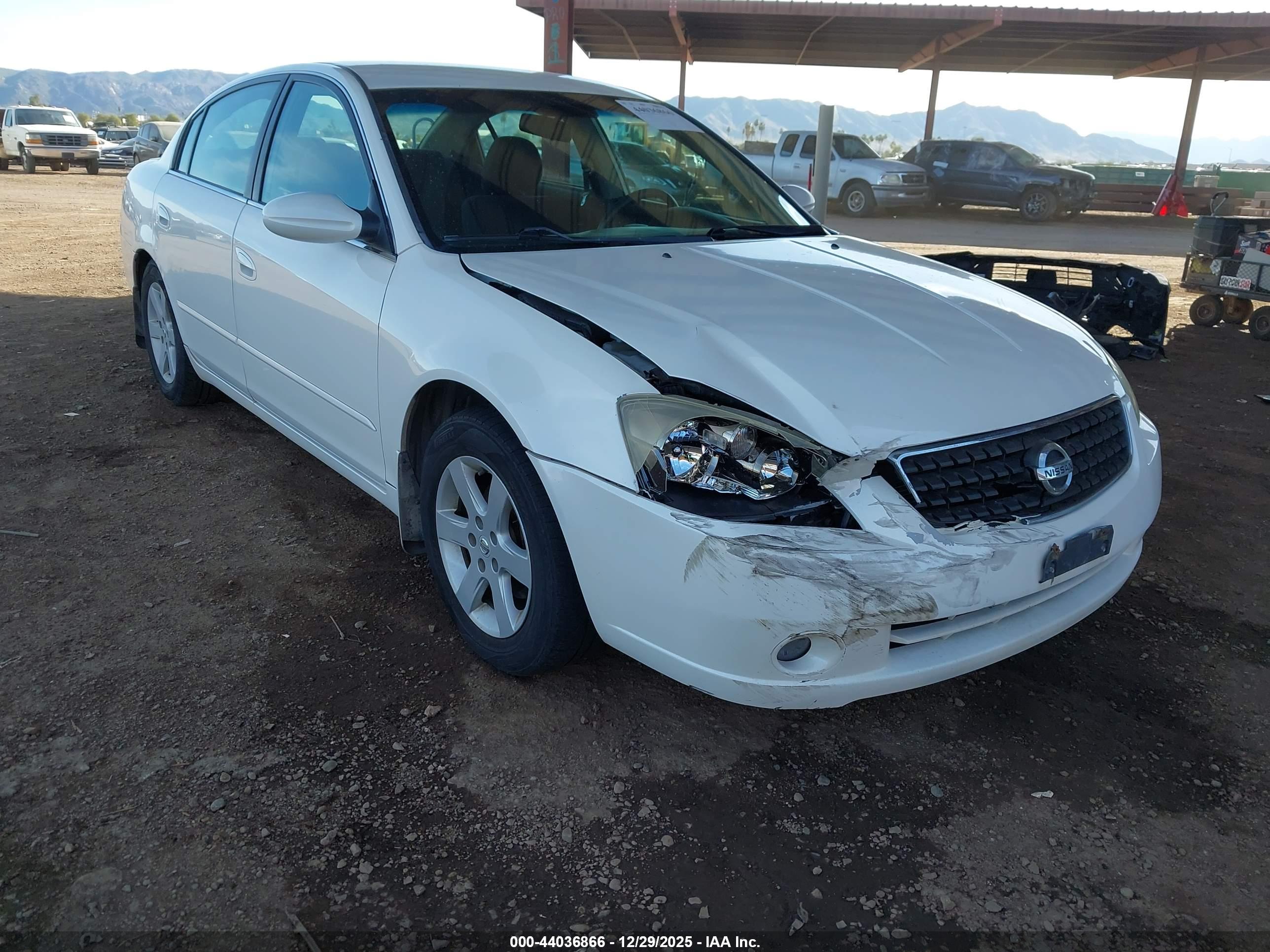 NISSAN ALTIMA image 6