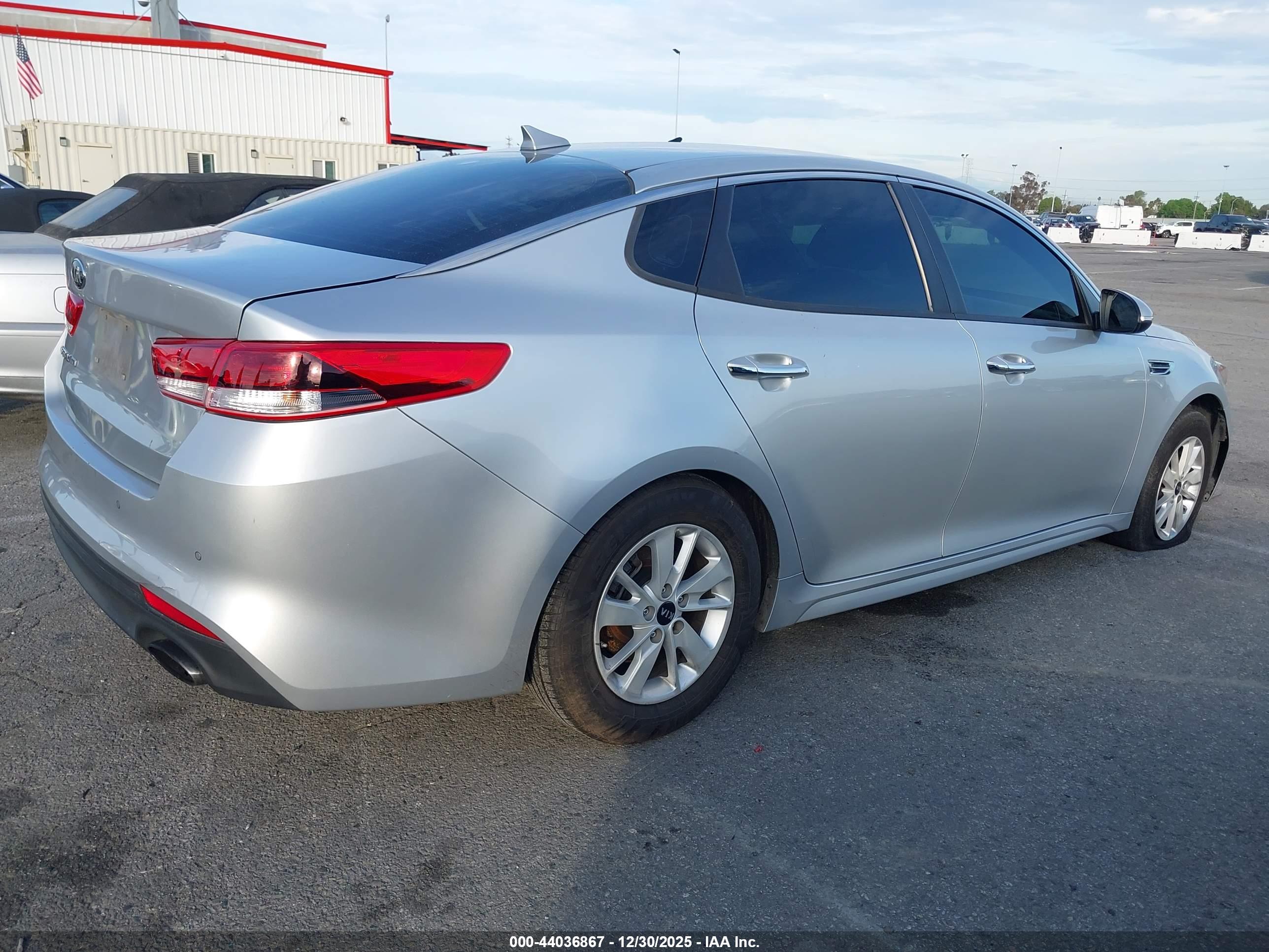 KIA OPTIMA image 4