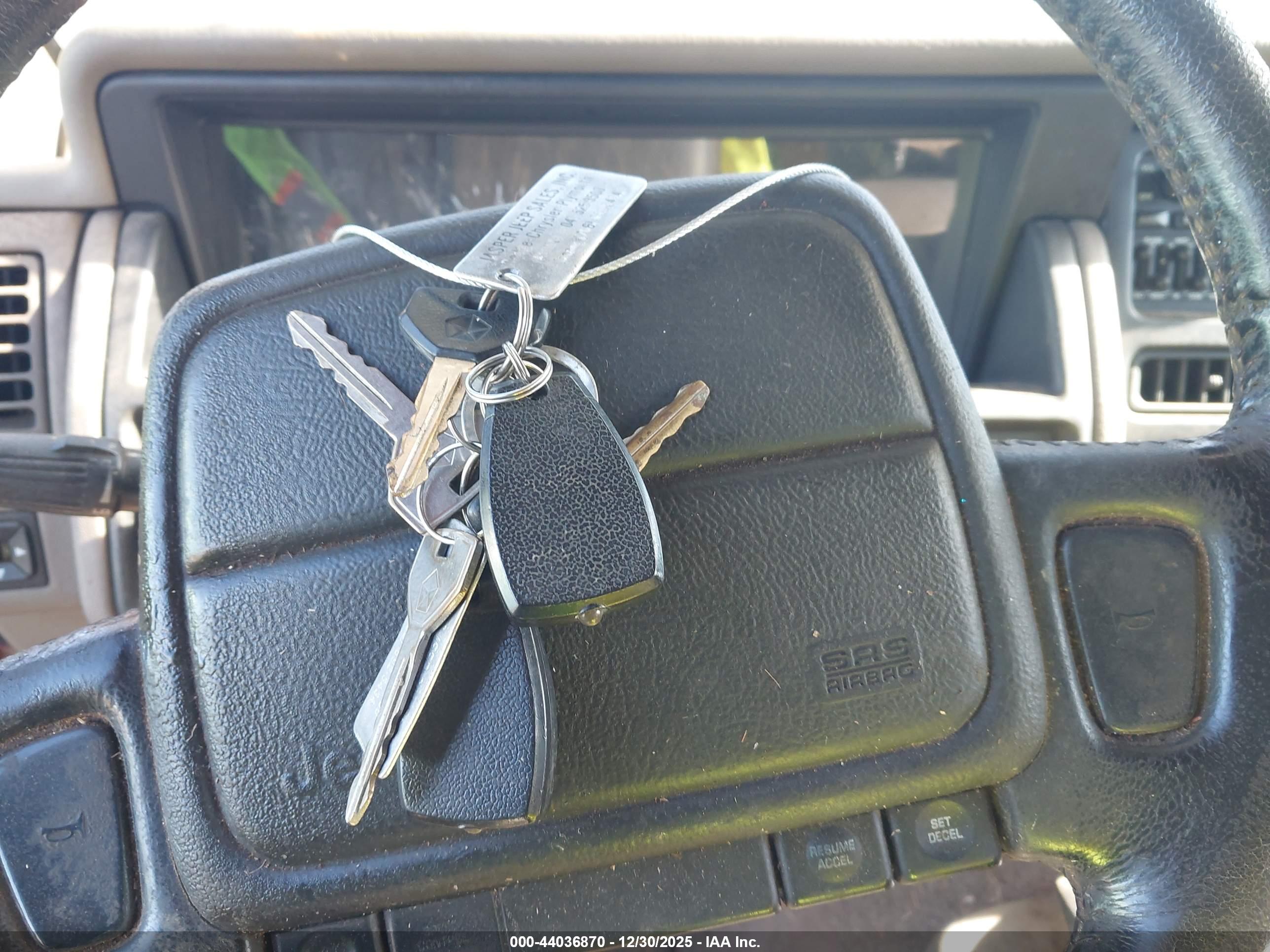 JEEP GRAND image 11