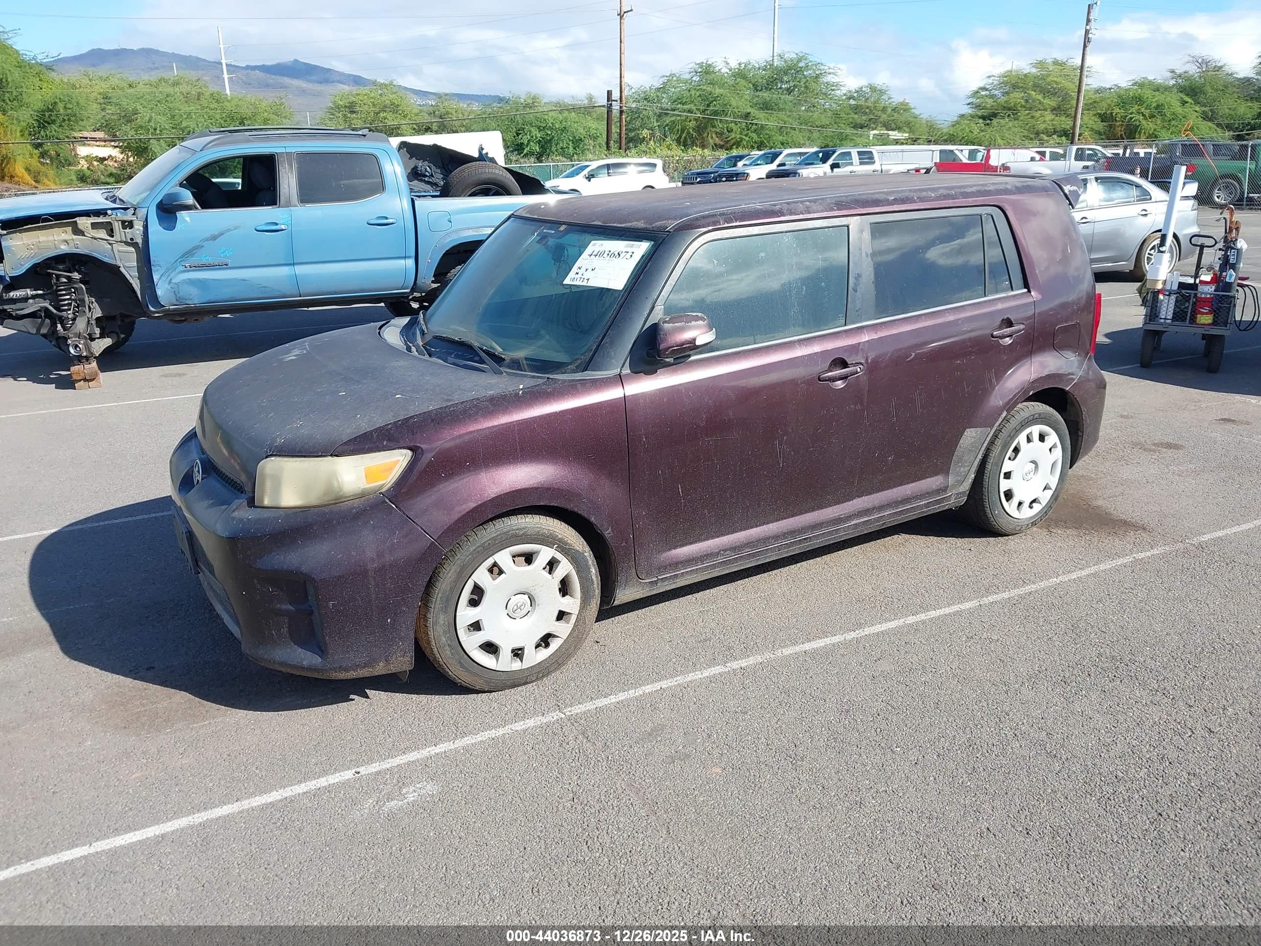 SCION XB image 2