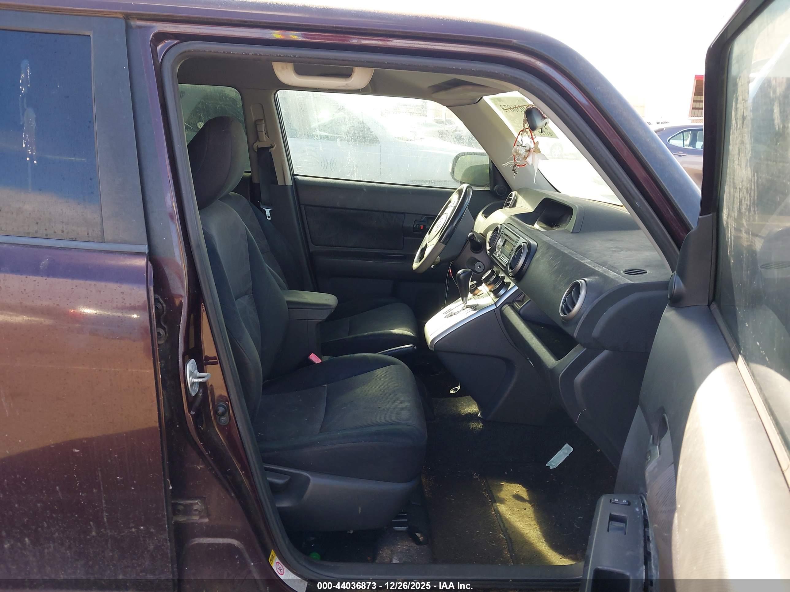 SCION XB image 5