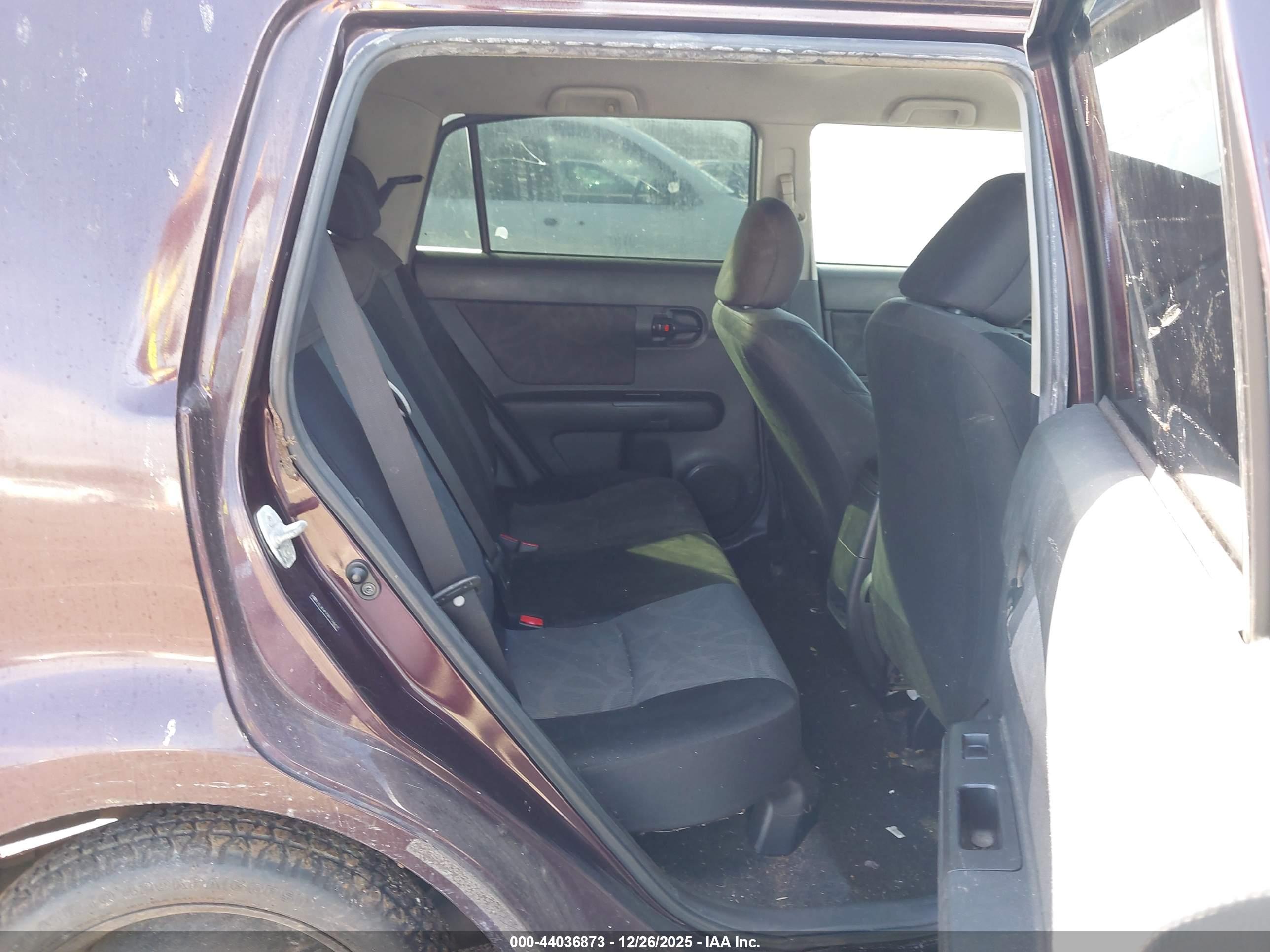 SCION XB image 8