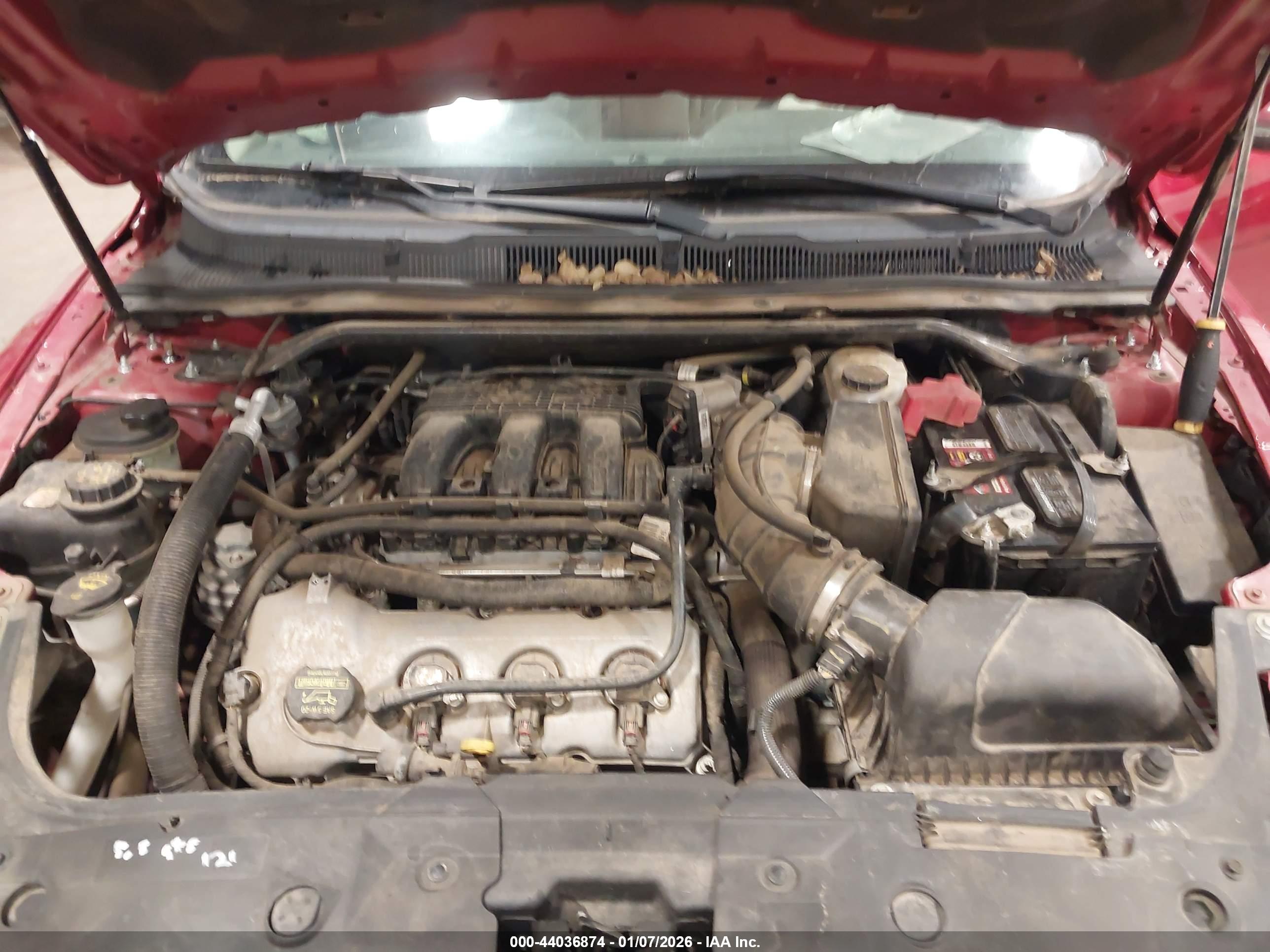 FORD TAURUS image 10