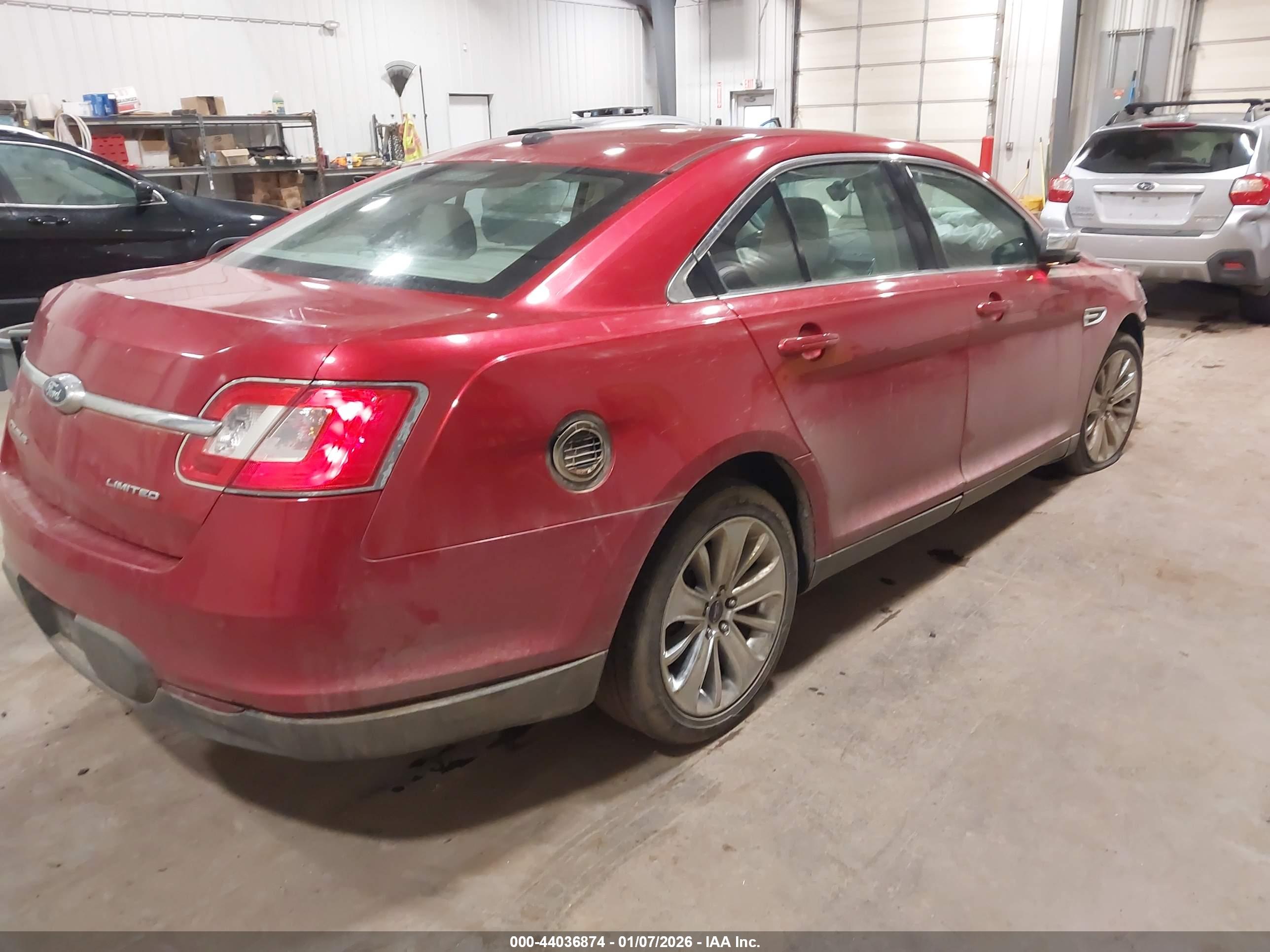 FORD TAURUS image 4