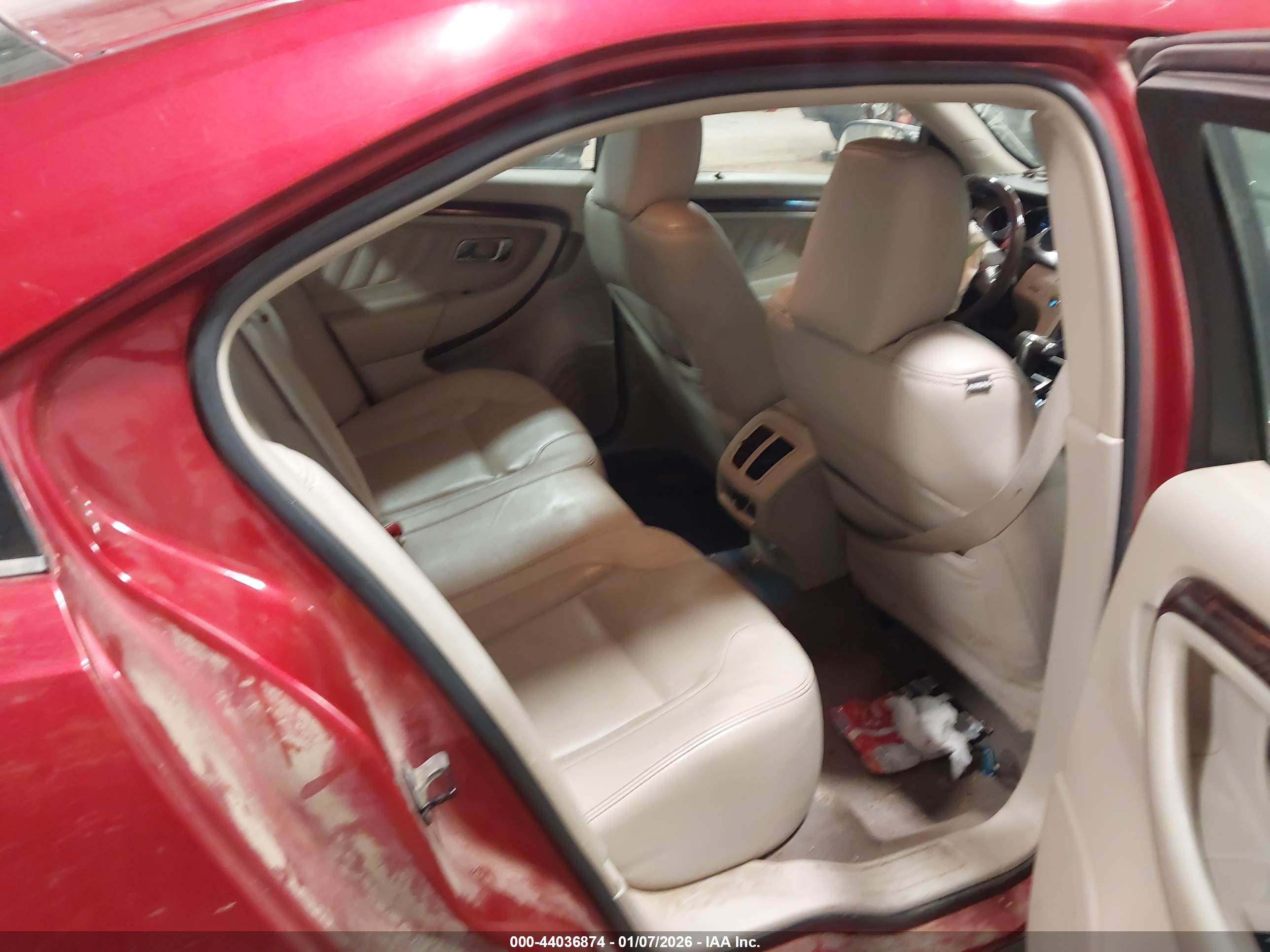 FORD TAURUS image 8