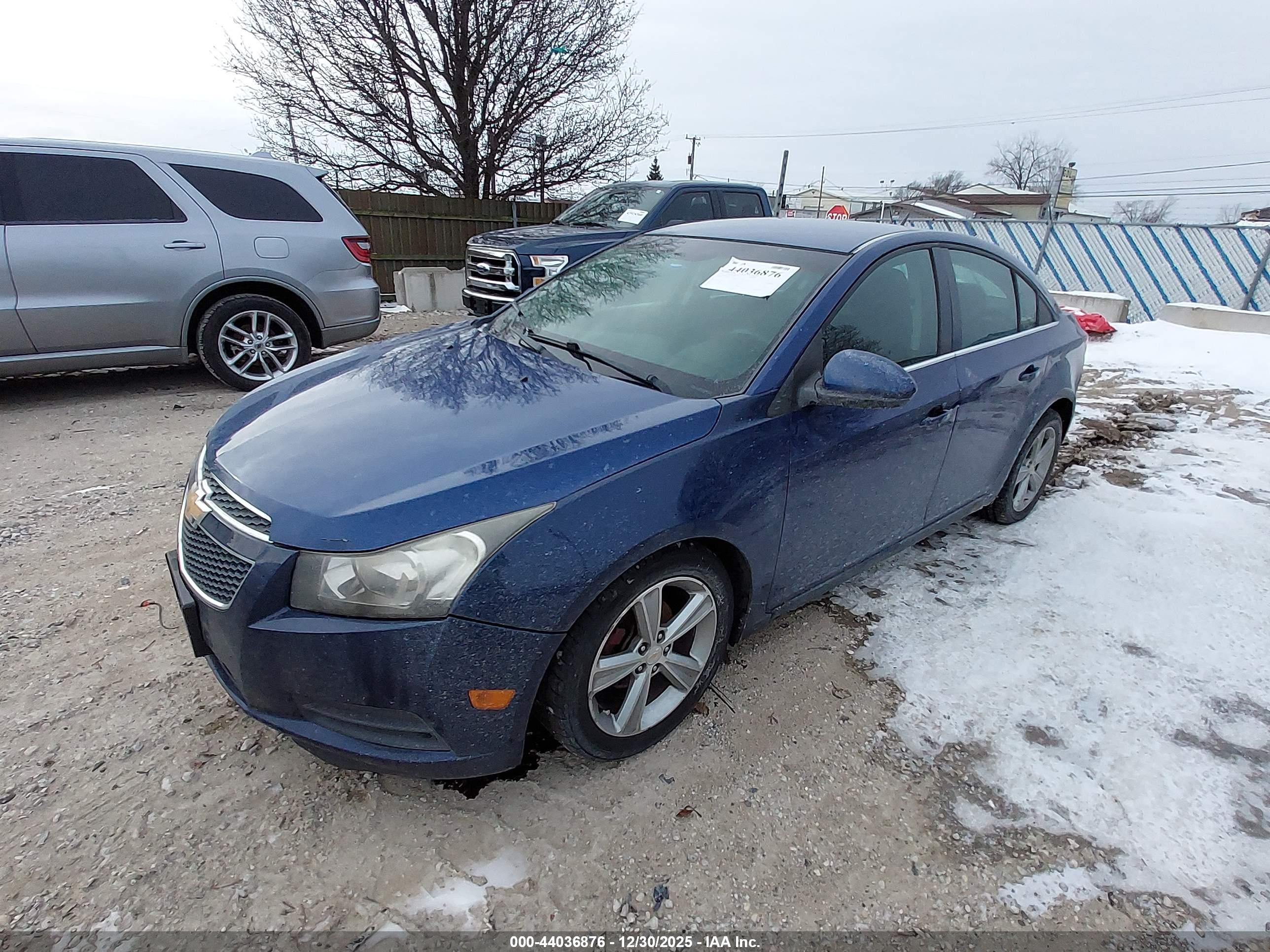 CHEVROLET CRUZE image 2