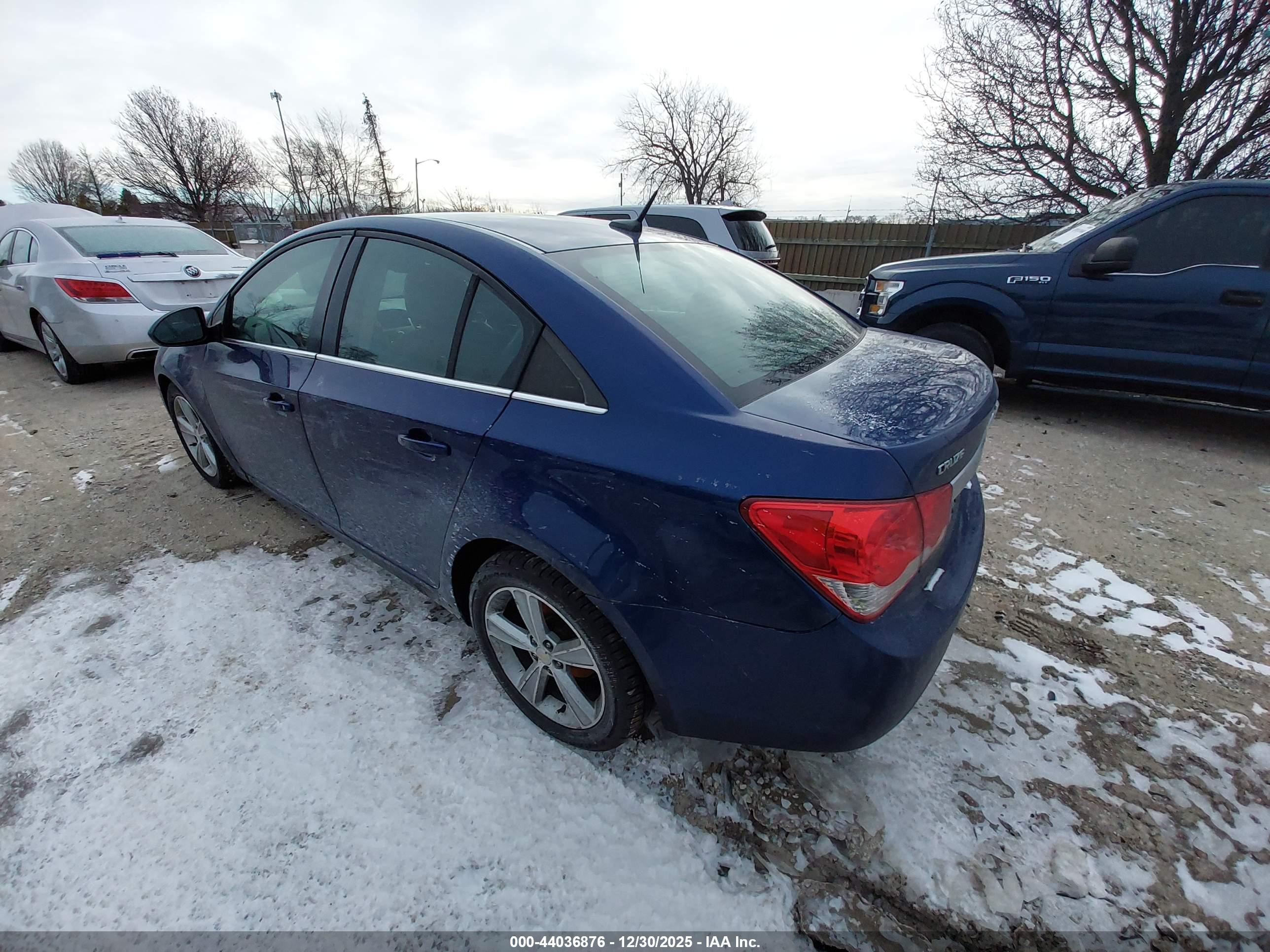 CHEVROLET CRUZE image 3