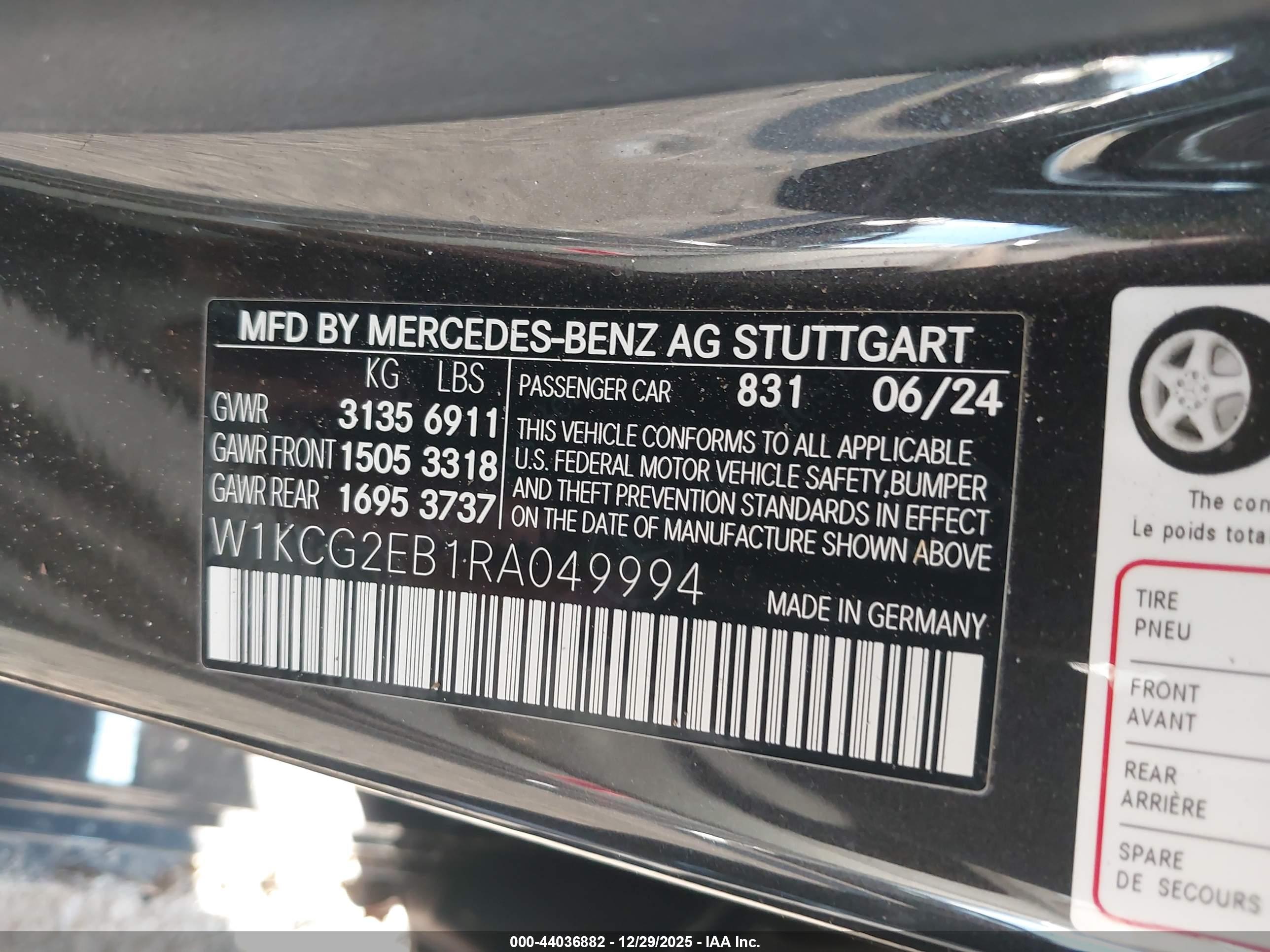 MERCEDES-BENZ EQS image 9