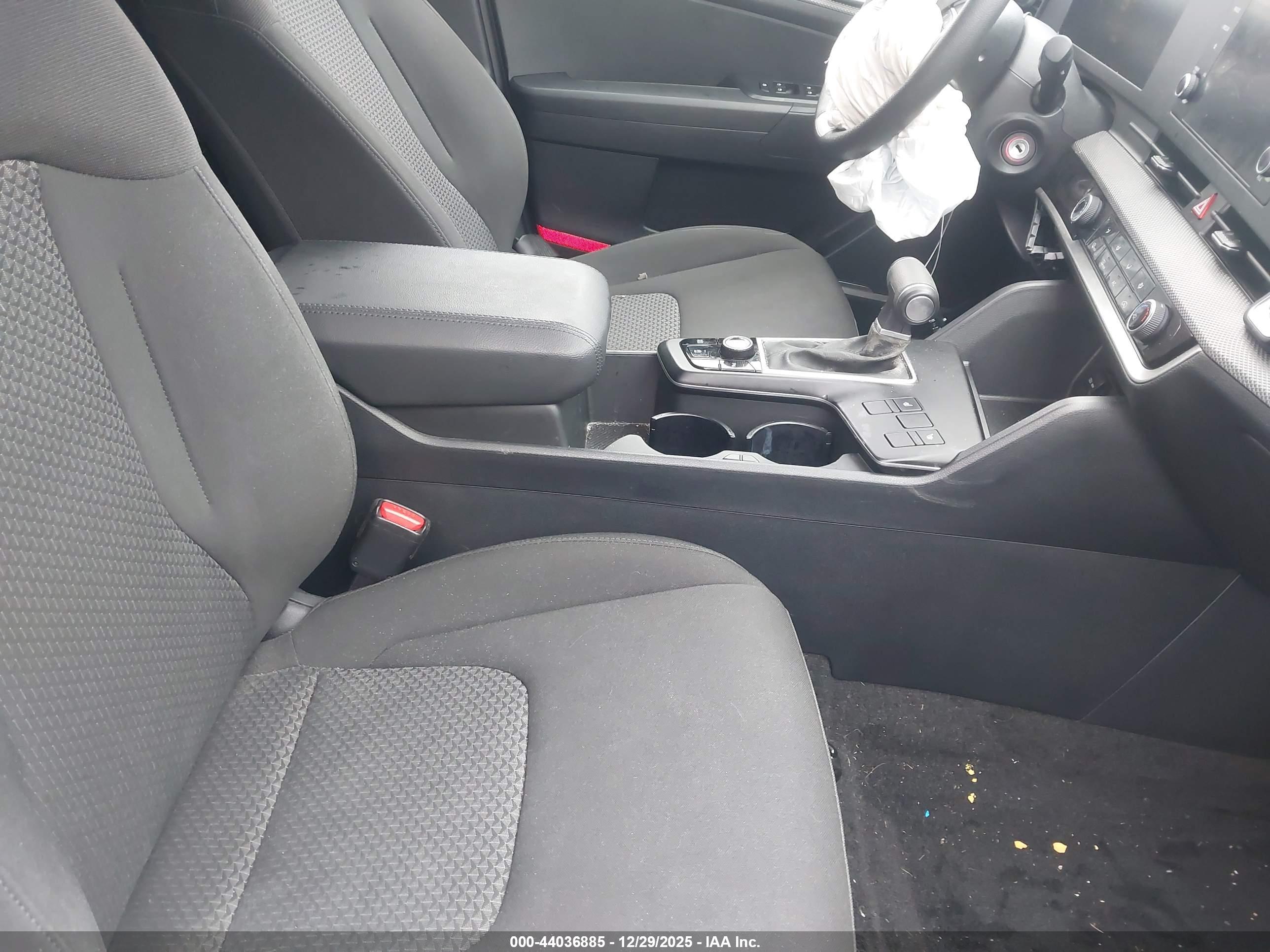 KIA SPORTAGE image 5