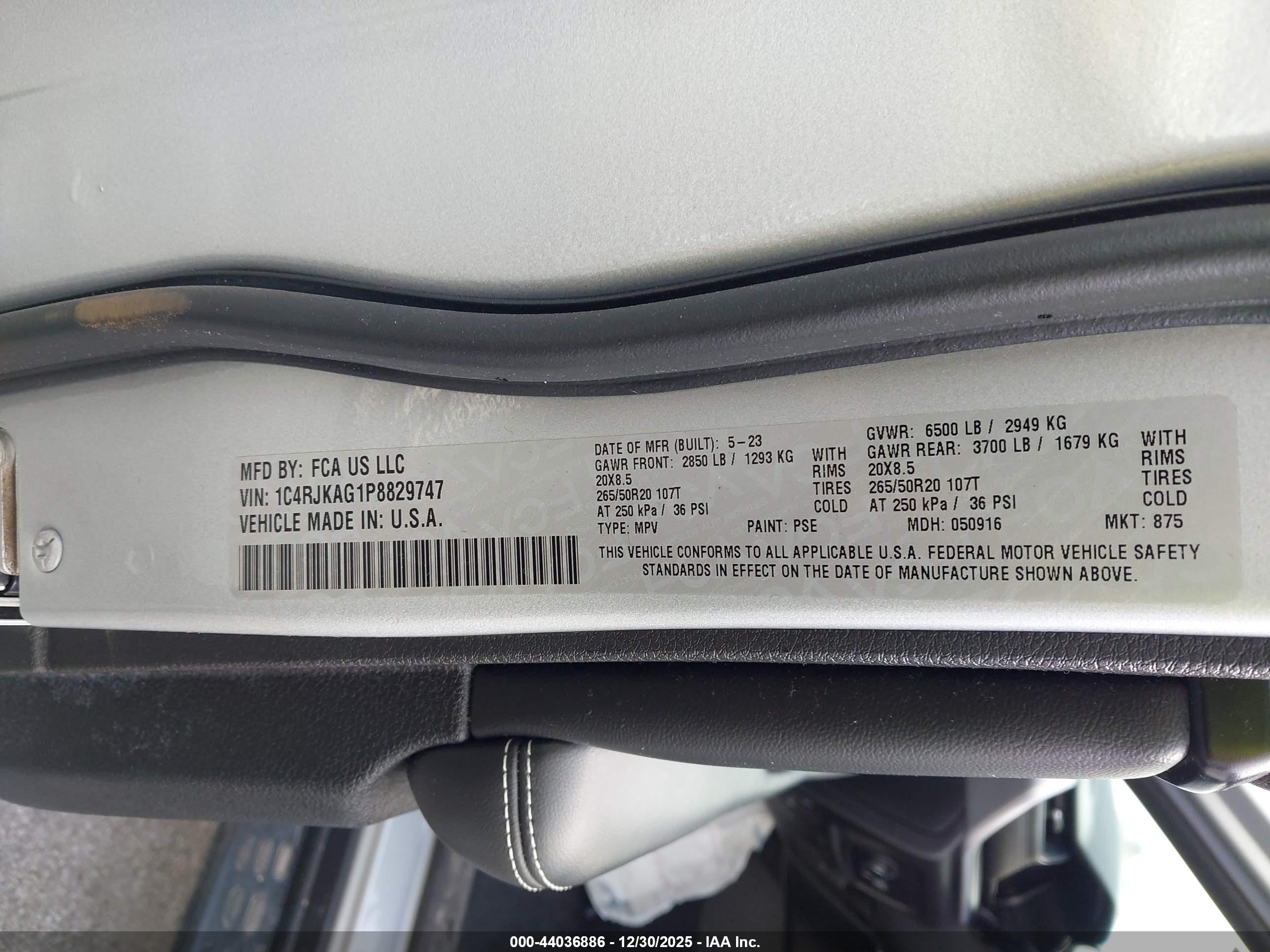 JEEP GRAND image 9