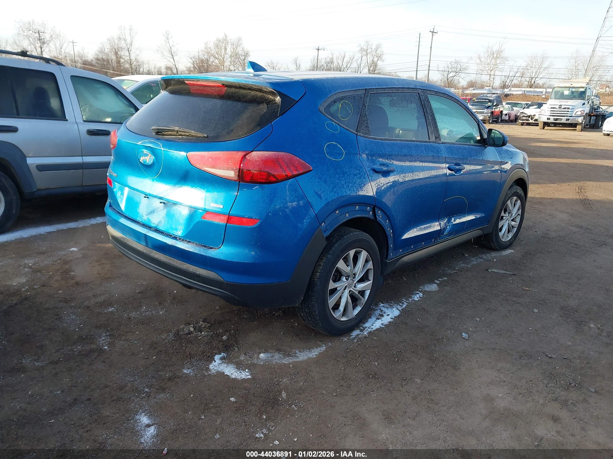 HYUNDAI TUCSON image 4