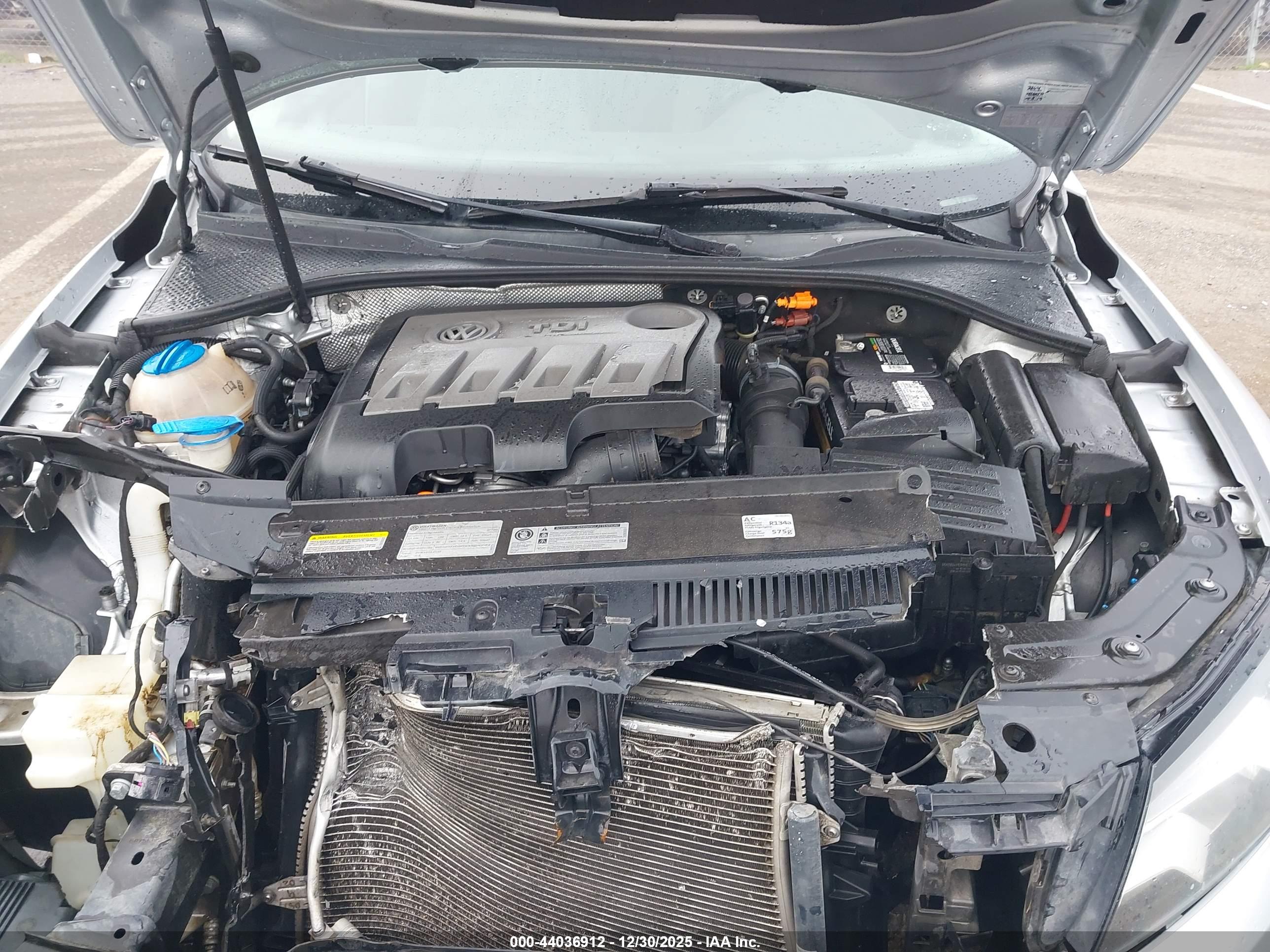 VOLKSWAGEN PASSAT image 10