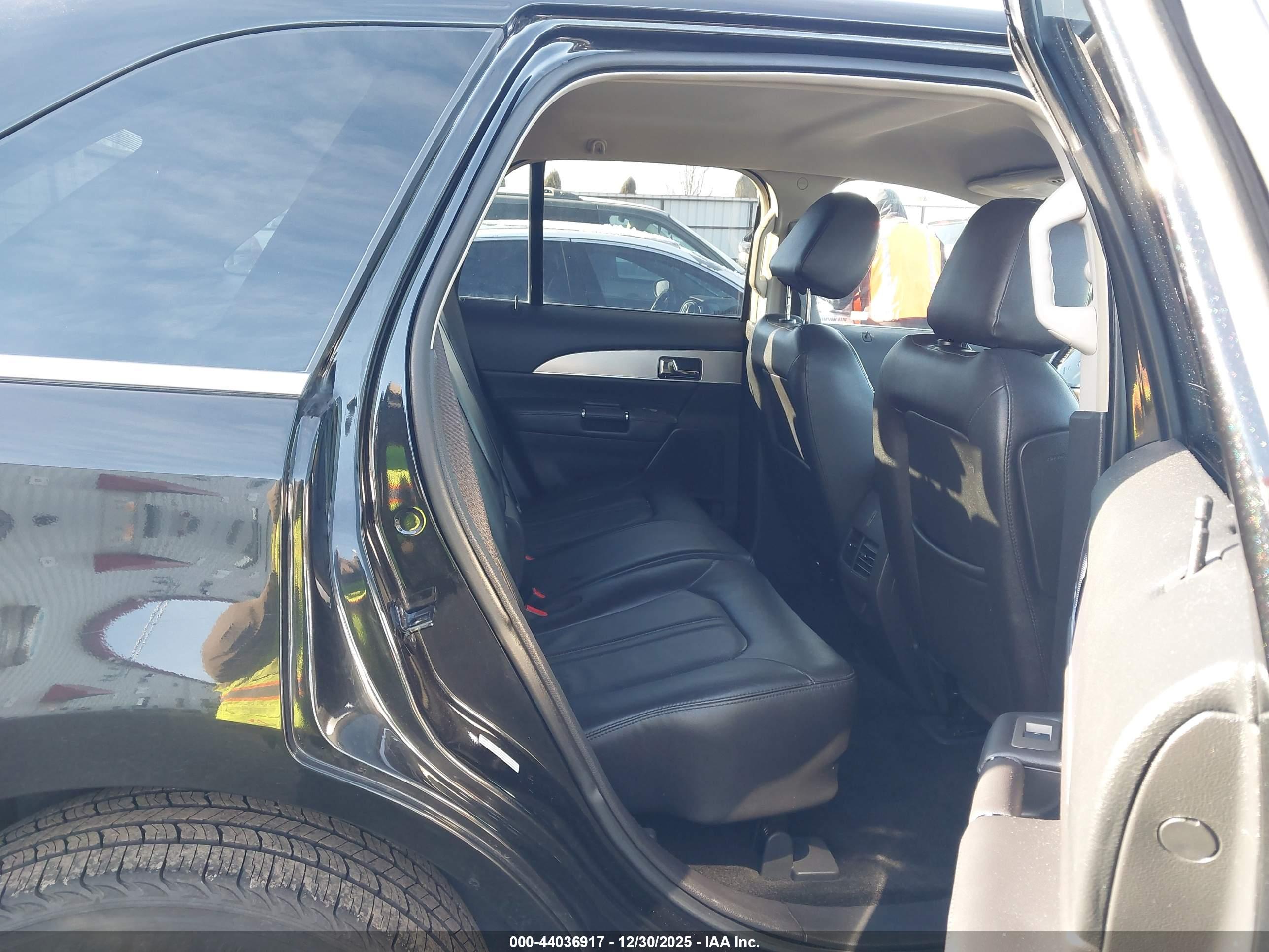 LINCOLN MKX image 8