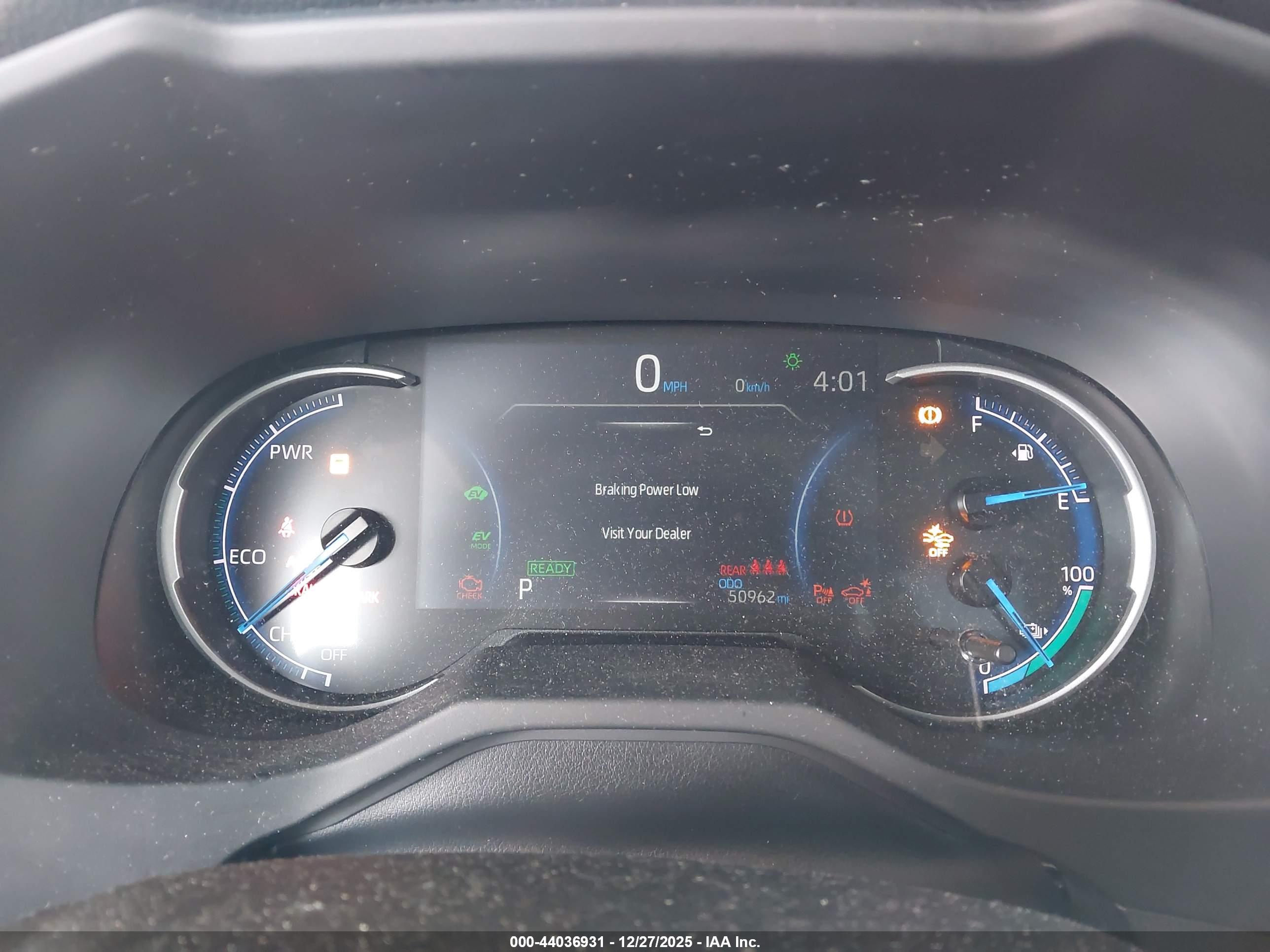 TOYOTA RAV4 image 7