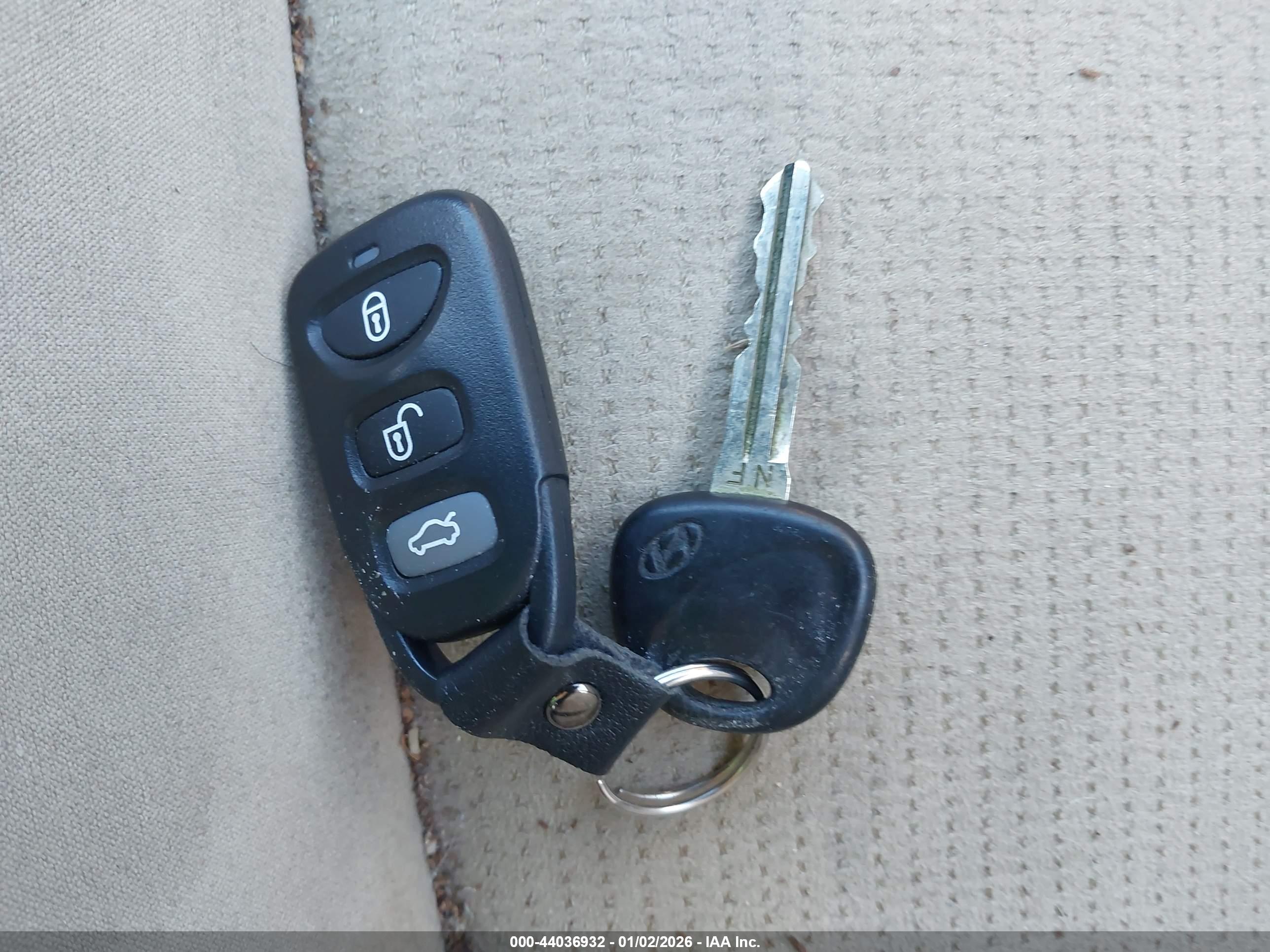HYUNDAI SONATA image 11
