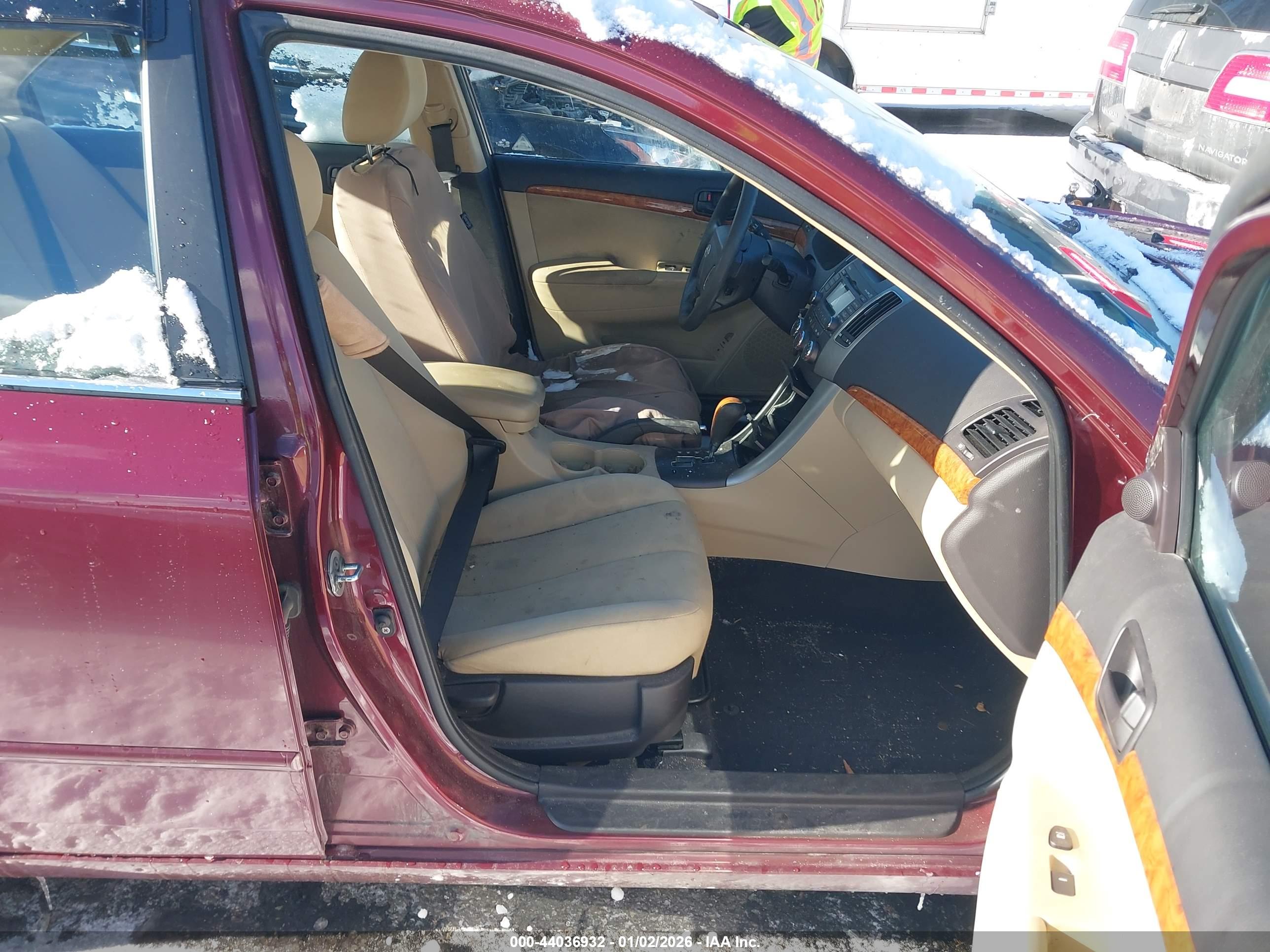 HYUNDAI SONATA image 5