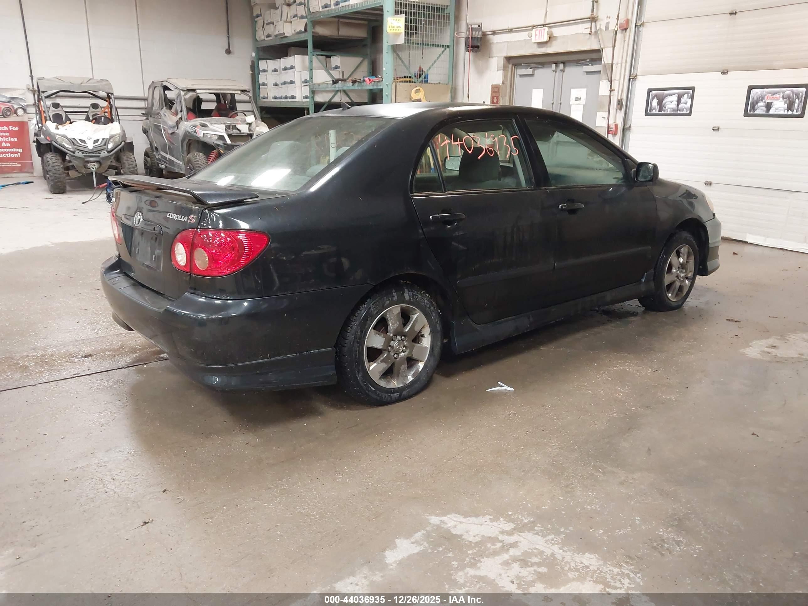 TOYOTA COROLLA image 4