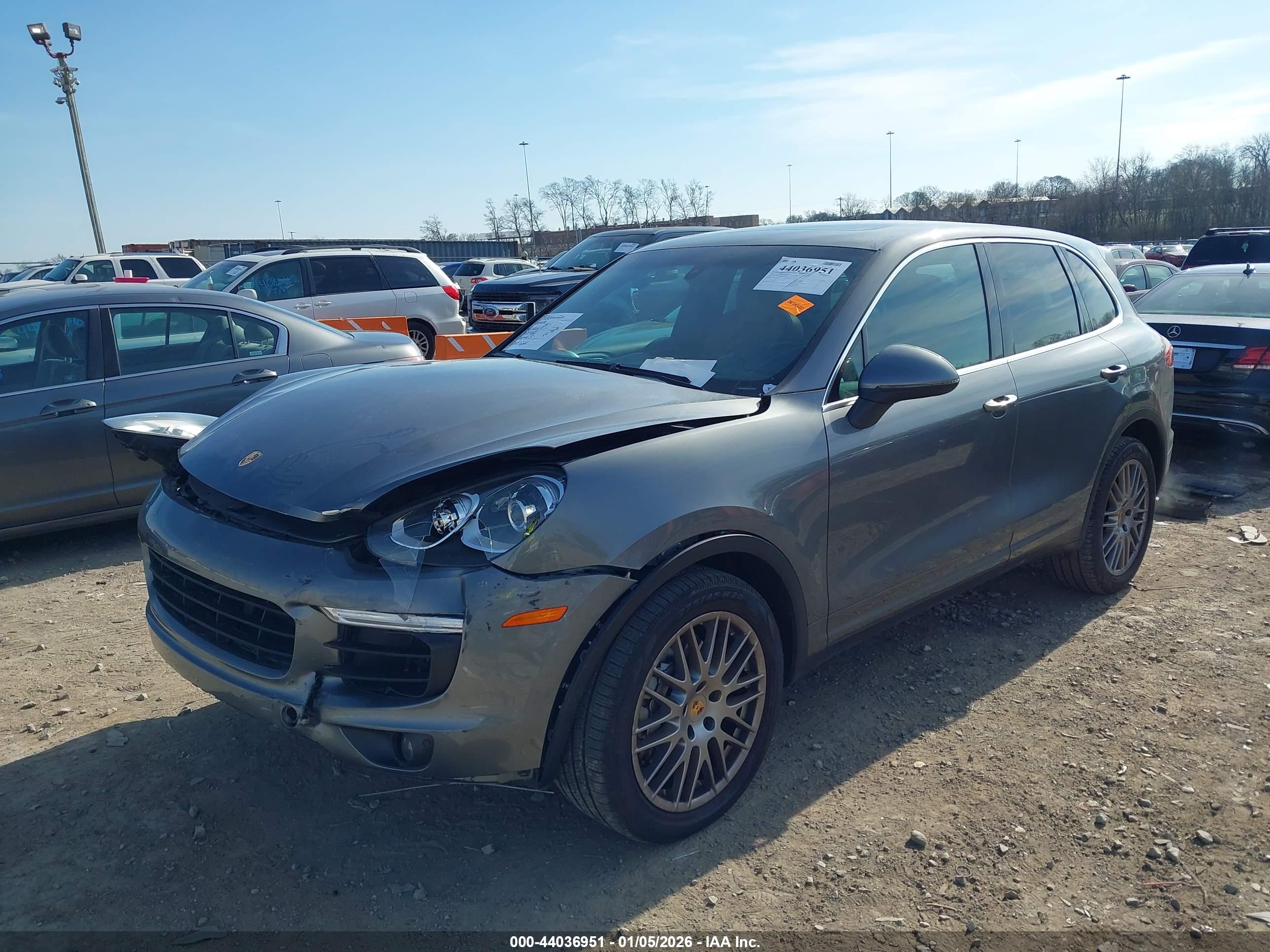 PORSCHE CAYENNE image 2