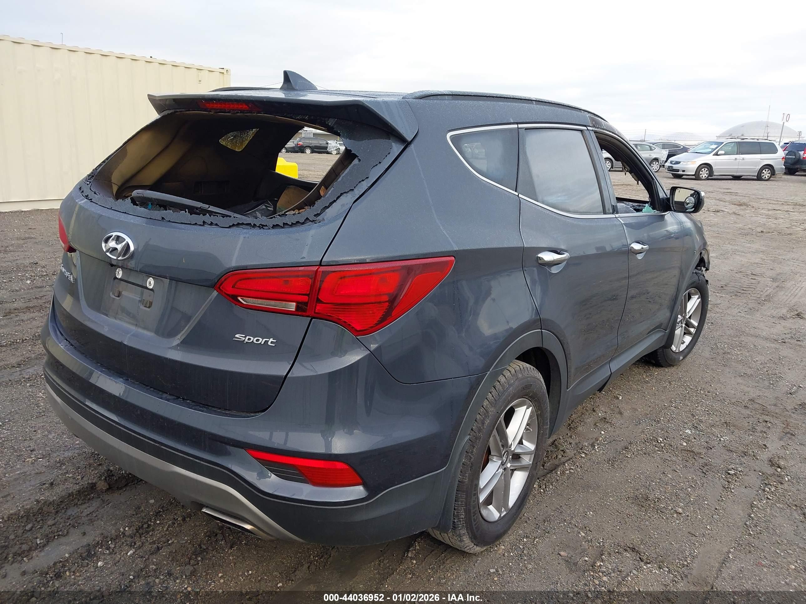 HYUNDAI SANTA image 4