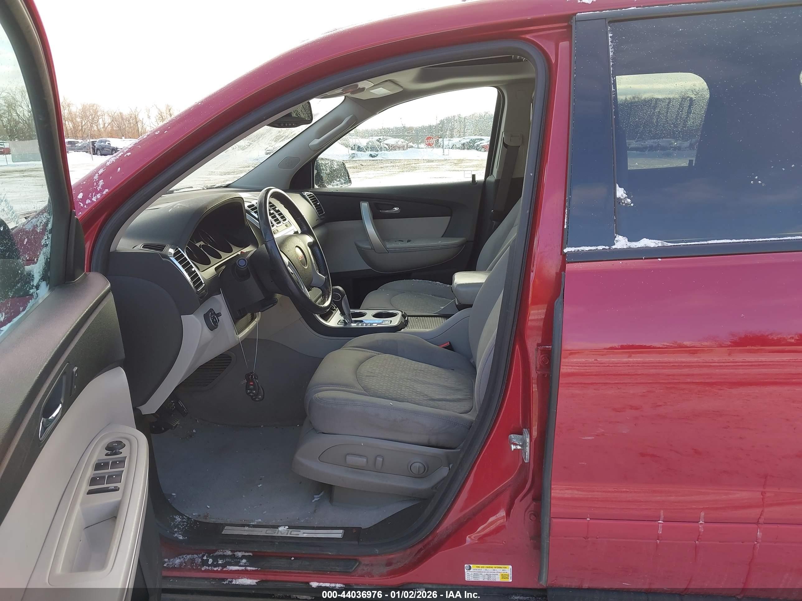 GMC ACADIA image 5