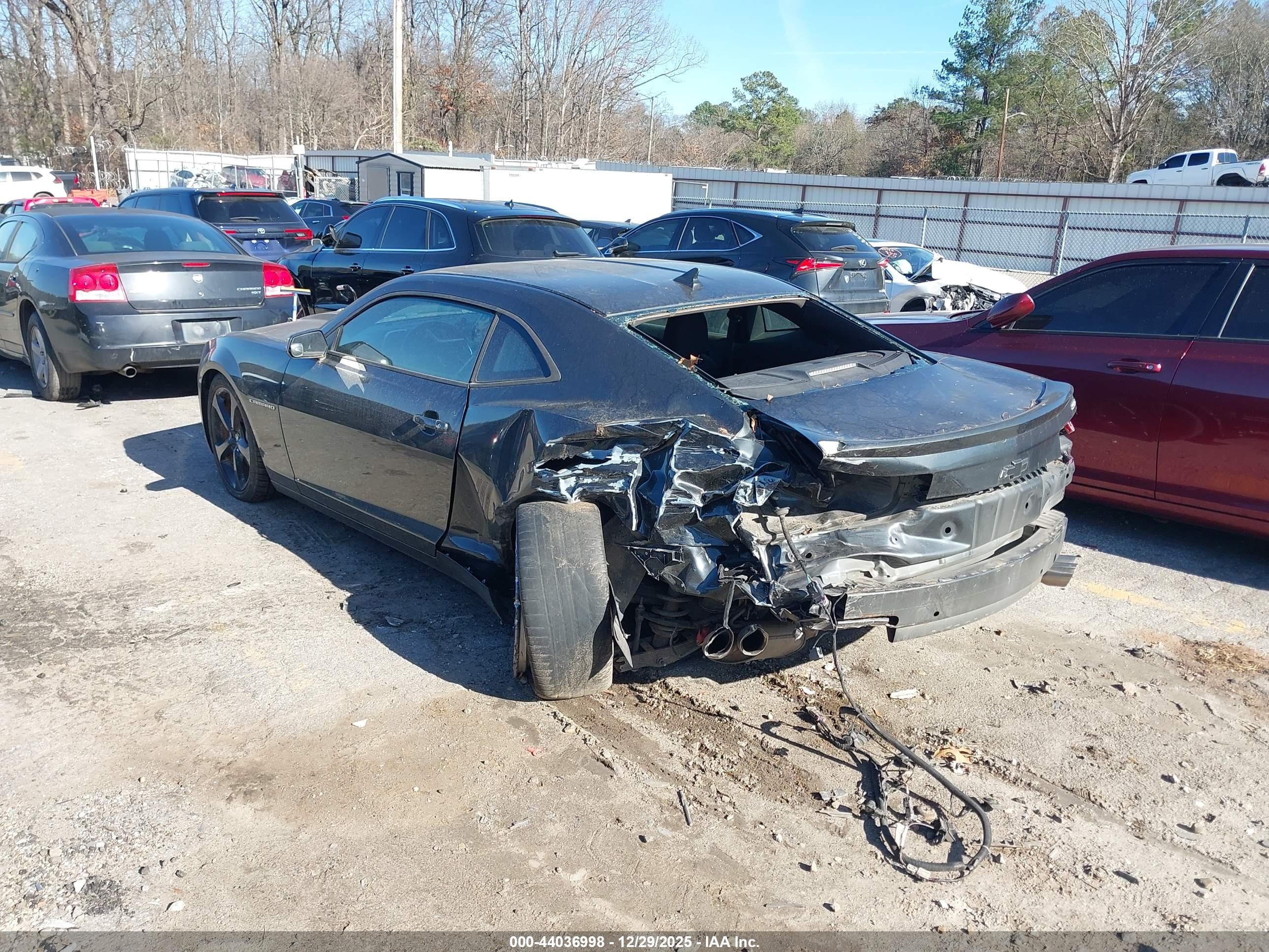 CHEVROLET CAMARO image 3