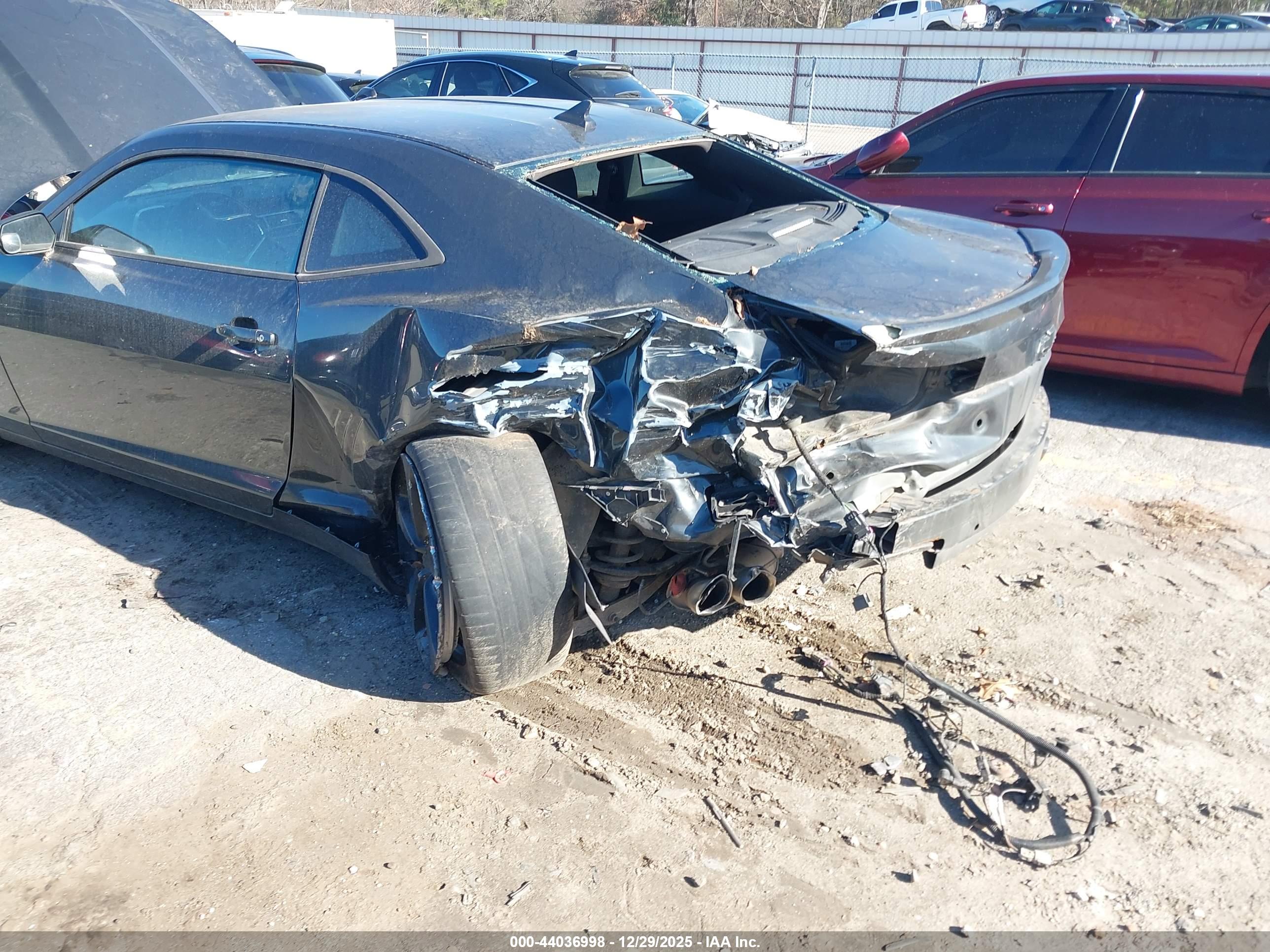 CHEVROLET CAMARO image 6